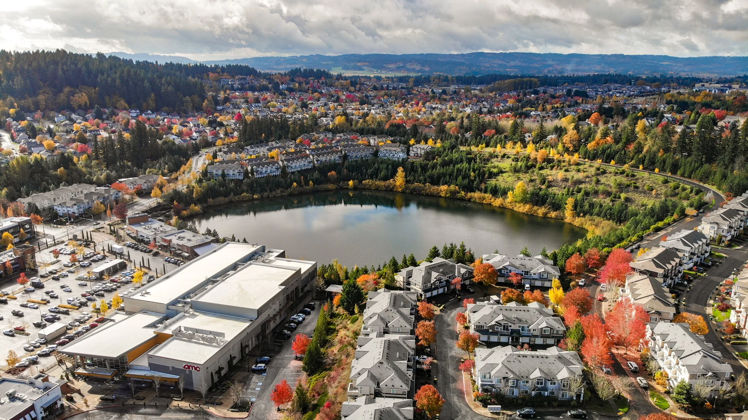 Progress Ridge in Beaverton Oregon showing neighborhoods, parks, and local amenities