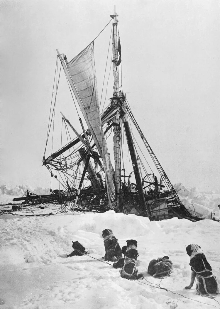 Endurance_Final_Sinking.jpeg