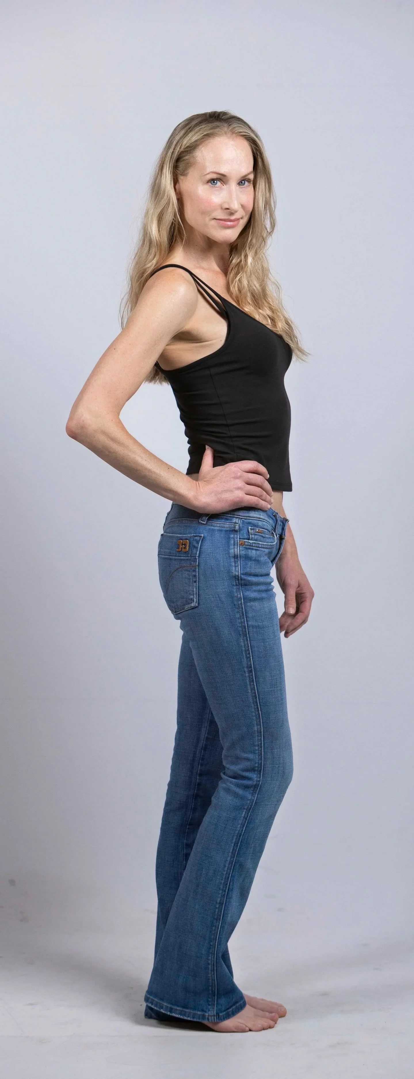 Fit Model Digital Jeans Side June 2026