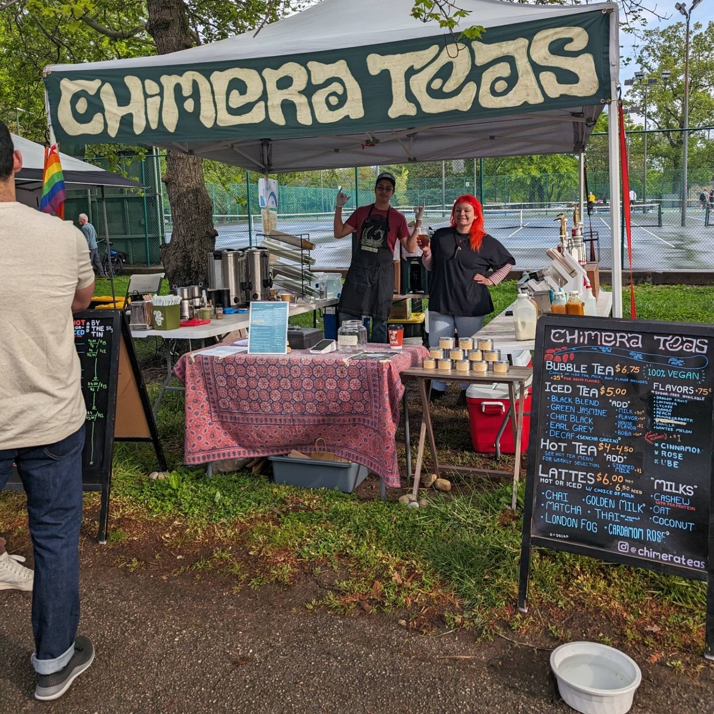 It's Farmers Market day!
We'll be in Tower Grove Park between the tennis courts and the water fountain until 12:30 today.
Come say hi before the rains come back!
The cafe will be open 8-6 today as well

@TGFarmersMarket

.
.
.
#TowerGrove #TowerGrove