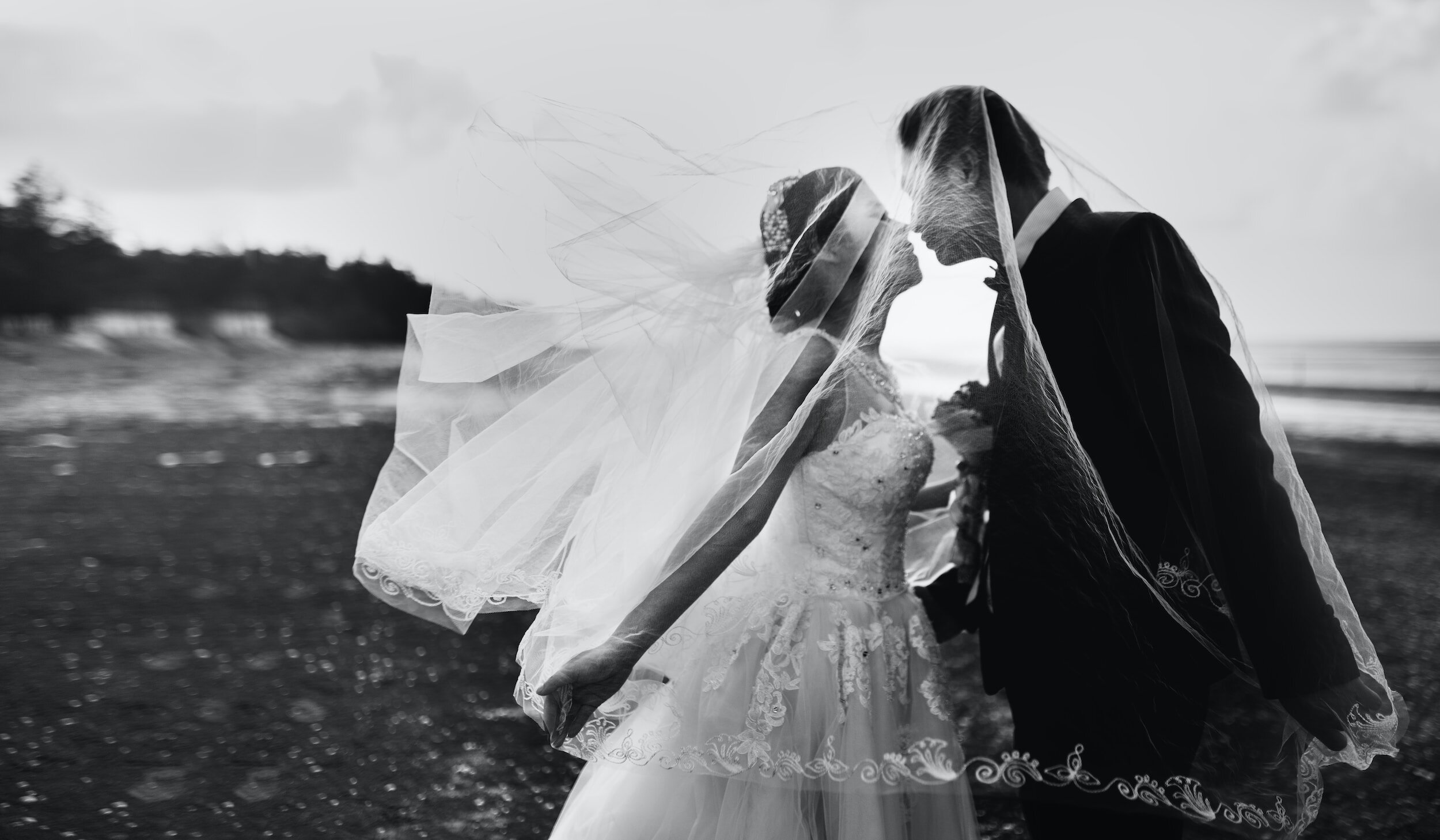 the top 3 wedding photography services in arizona