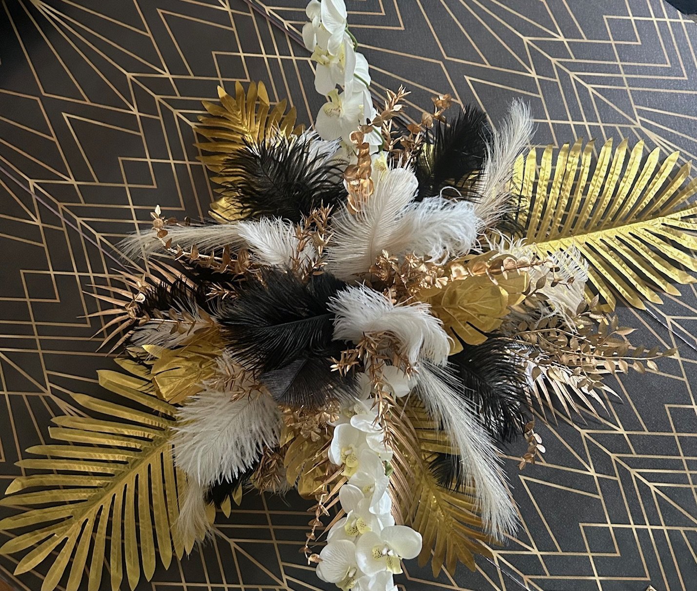 great_gatsby_decor_prom.jpg