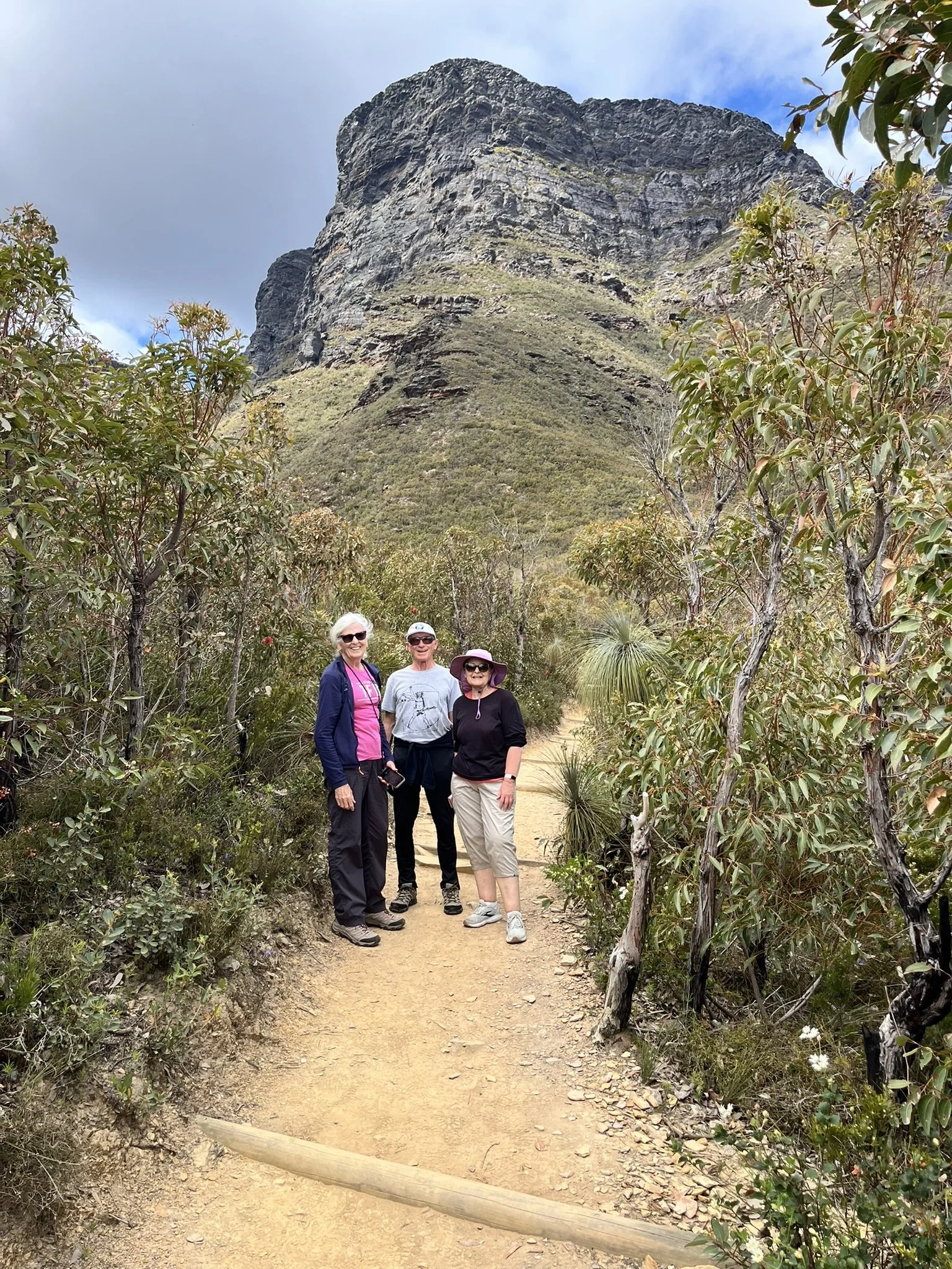 Bluff Knoll Trail 