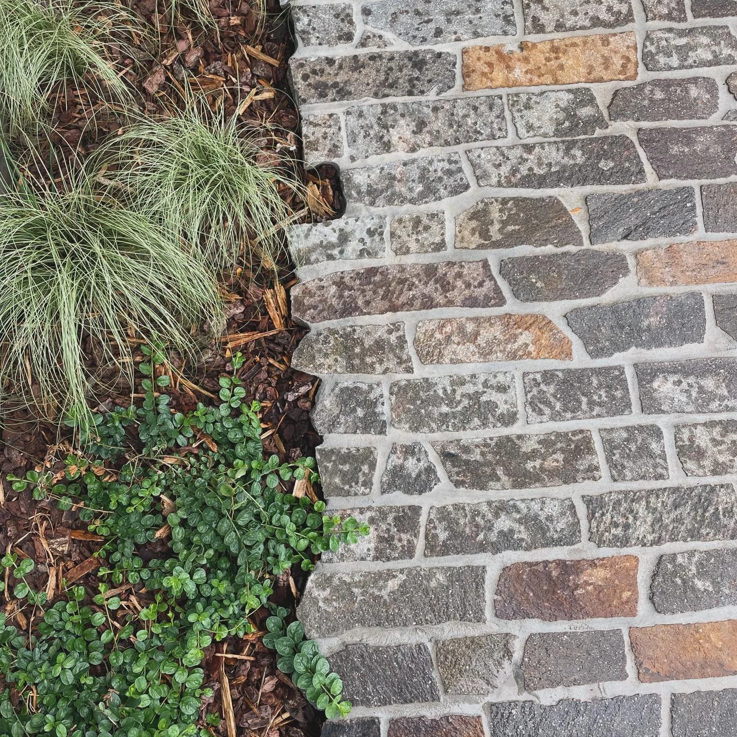 We dropped in on a project this morning and couldn&rsquo;t help but stop and admire the beautiful cobblestone driveway taking shape.😍. 

Every stone has been laid individually, by hand, by the incredibly talented @rl_landscape_construction 💪
