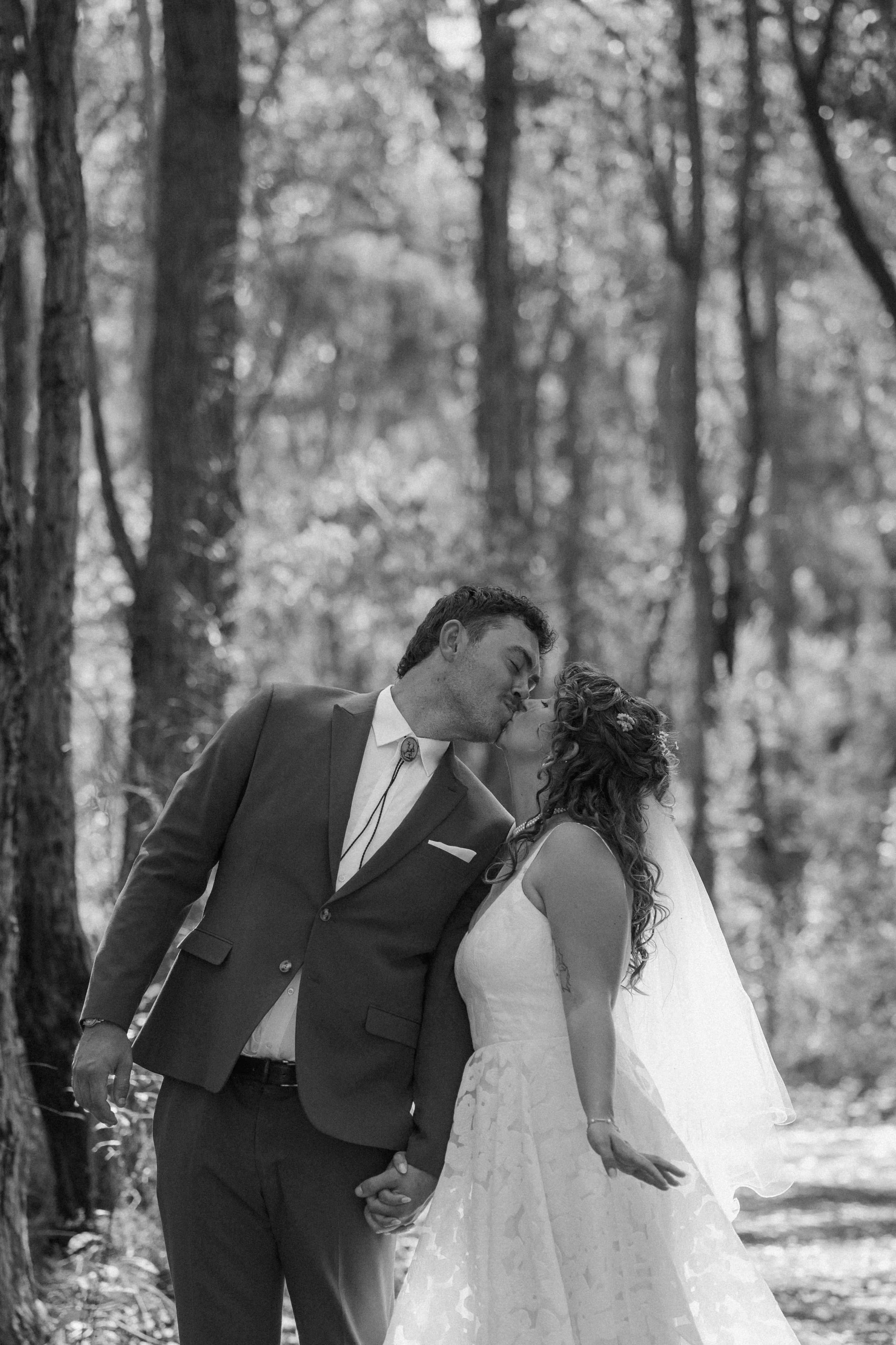 Georgia + Lachie's Gallery-131.JPG