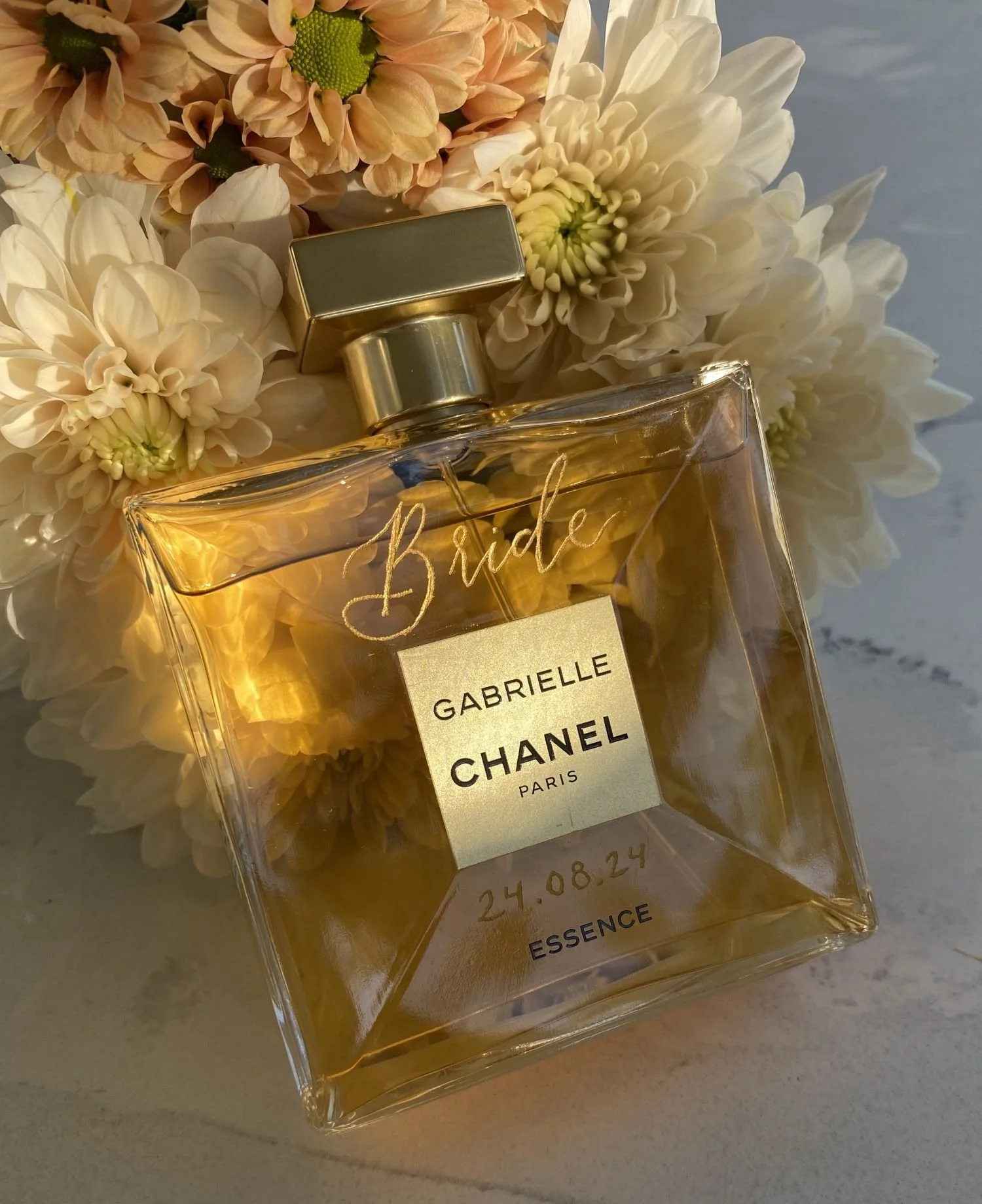 Lasinkaiverrus morsiamelle