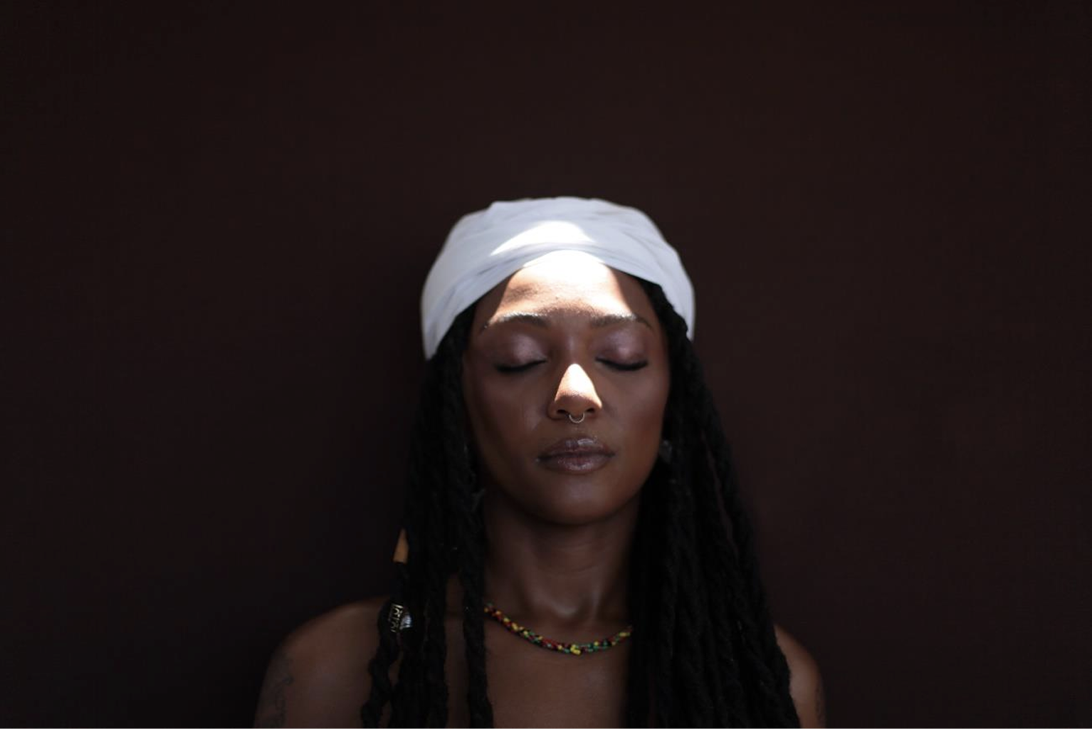 BIA FERREIRA with Lady Midnight