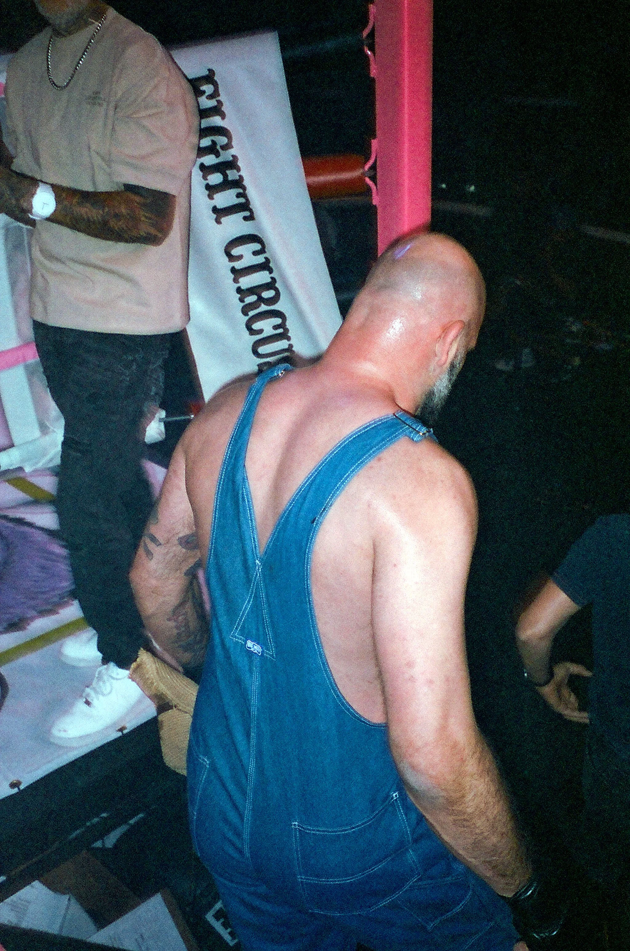 82060005.jpg