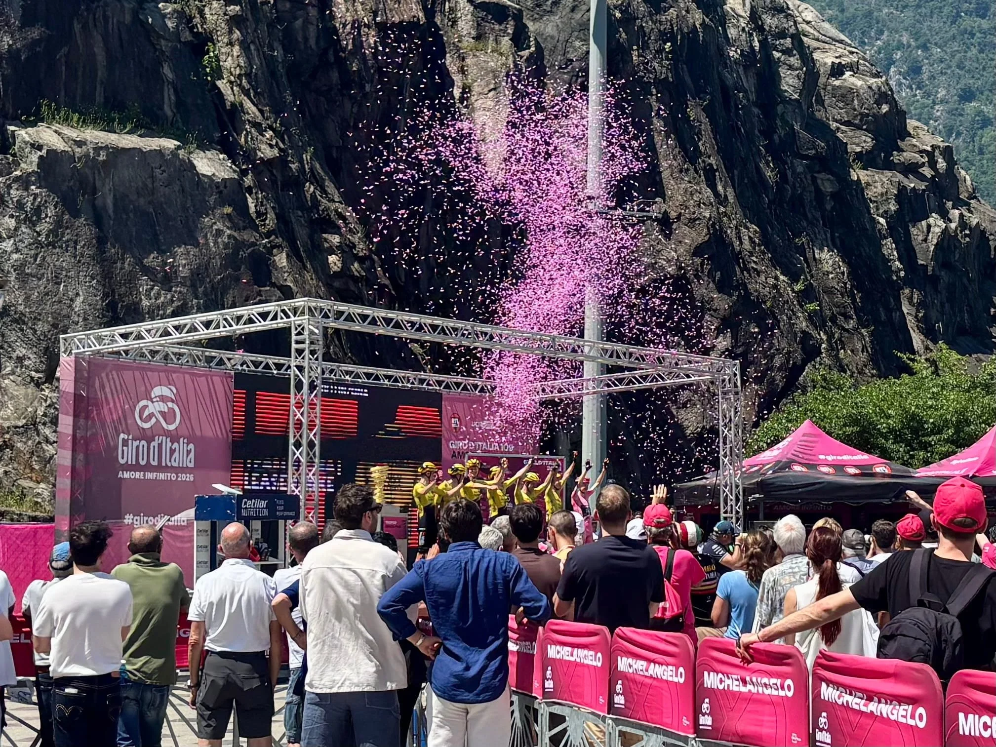 Giro Celebration photo.jpg