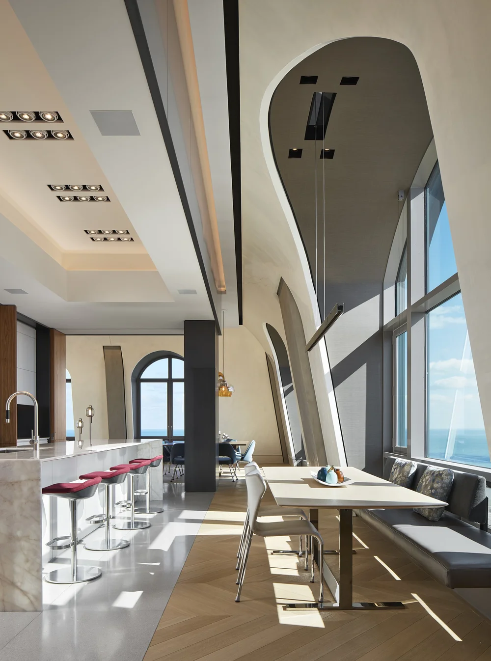 Photo inspiration: Picture Idea: Lakeview Penthouse Symbiotic Living