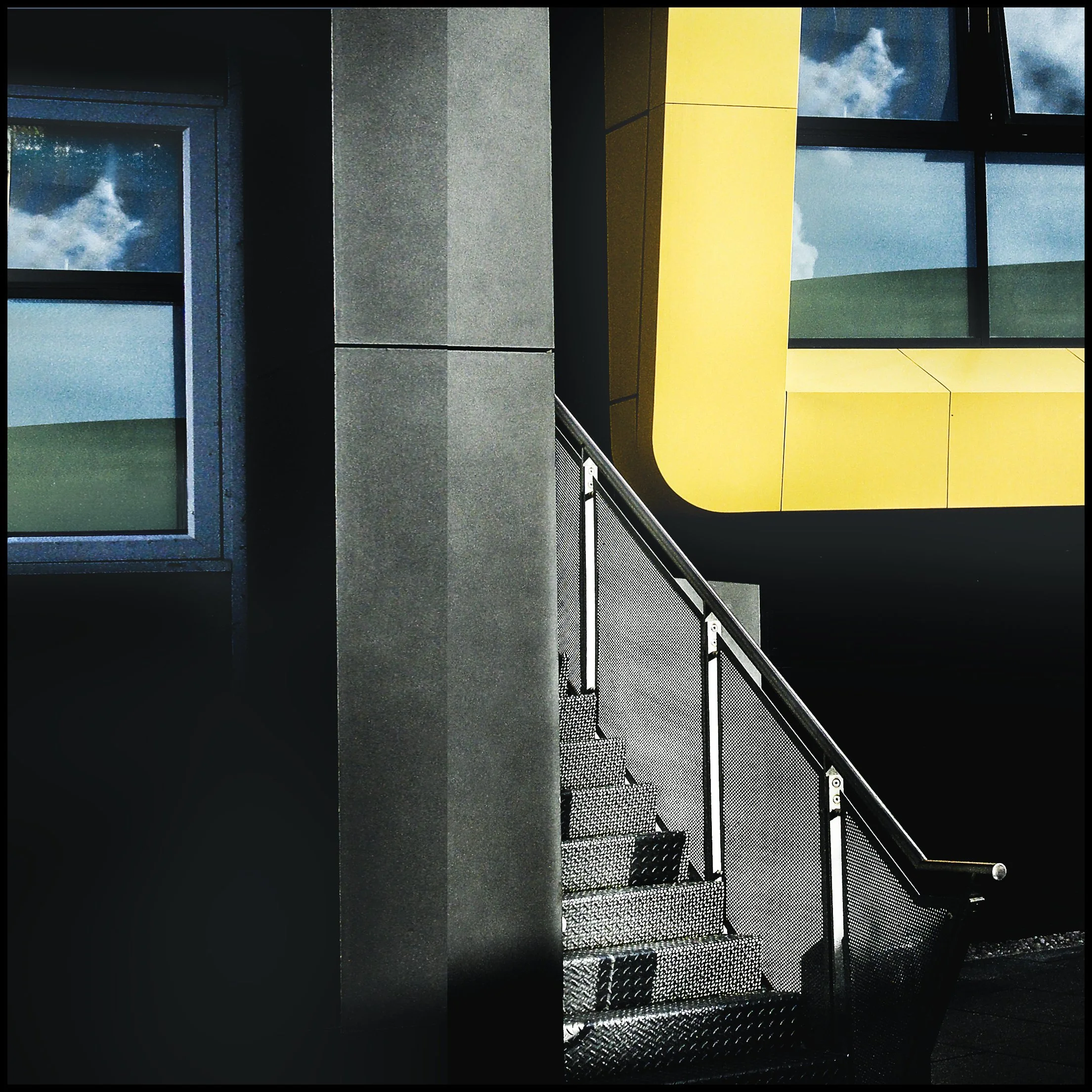 building detail.jpg