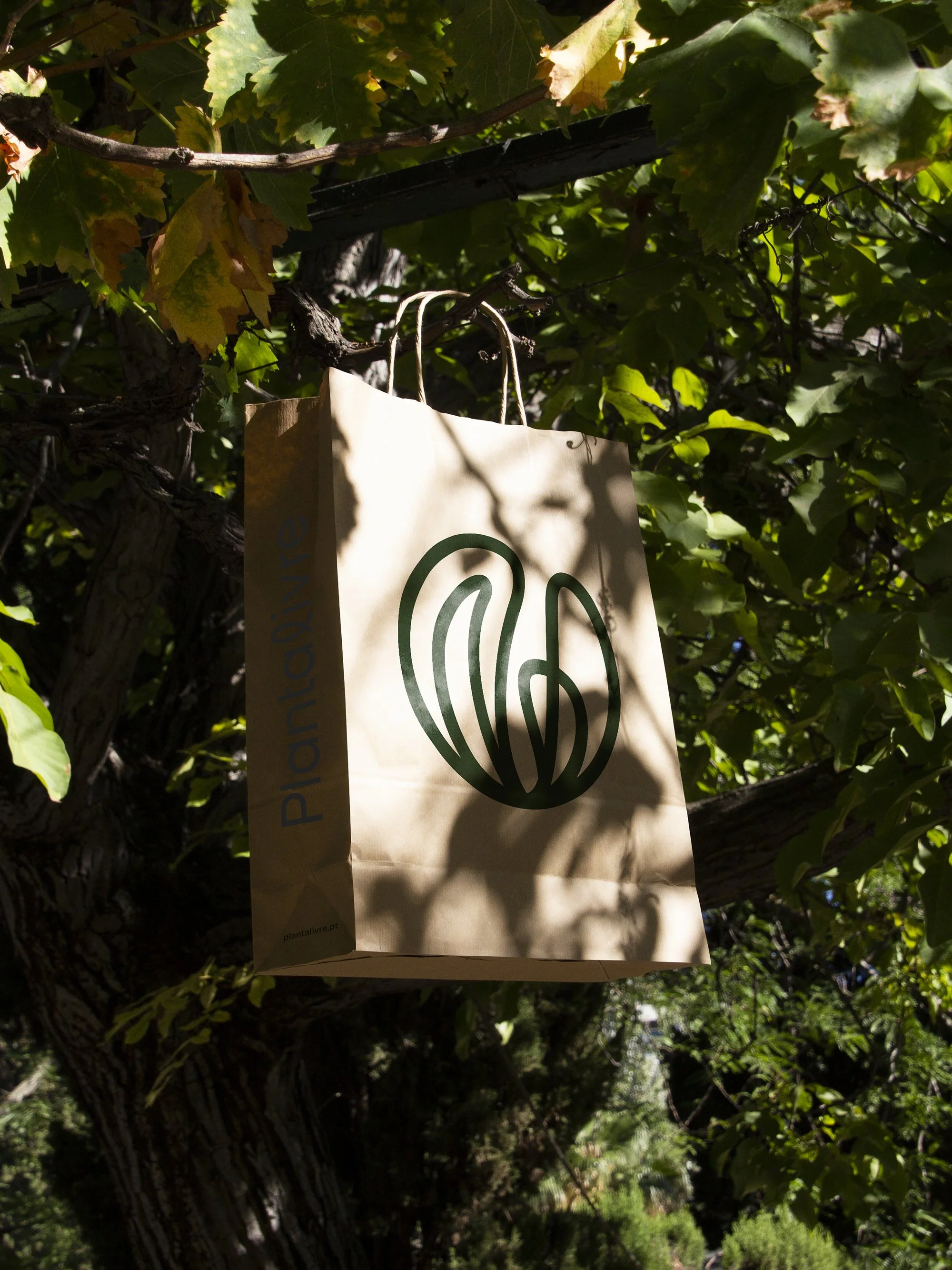 marca_saco papel arvore.jpg