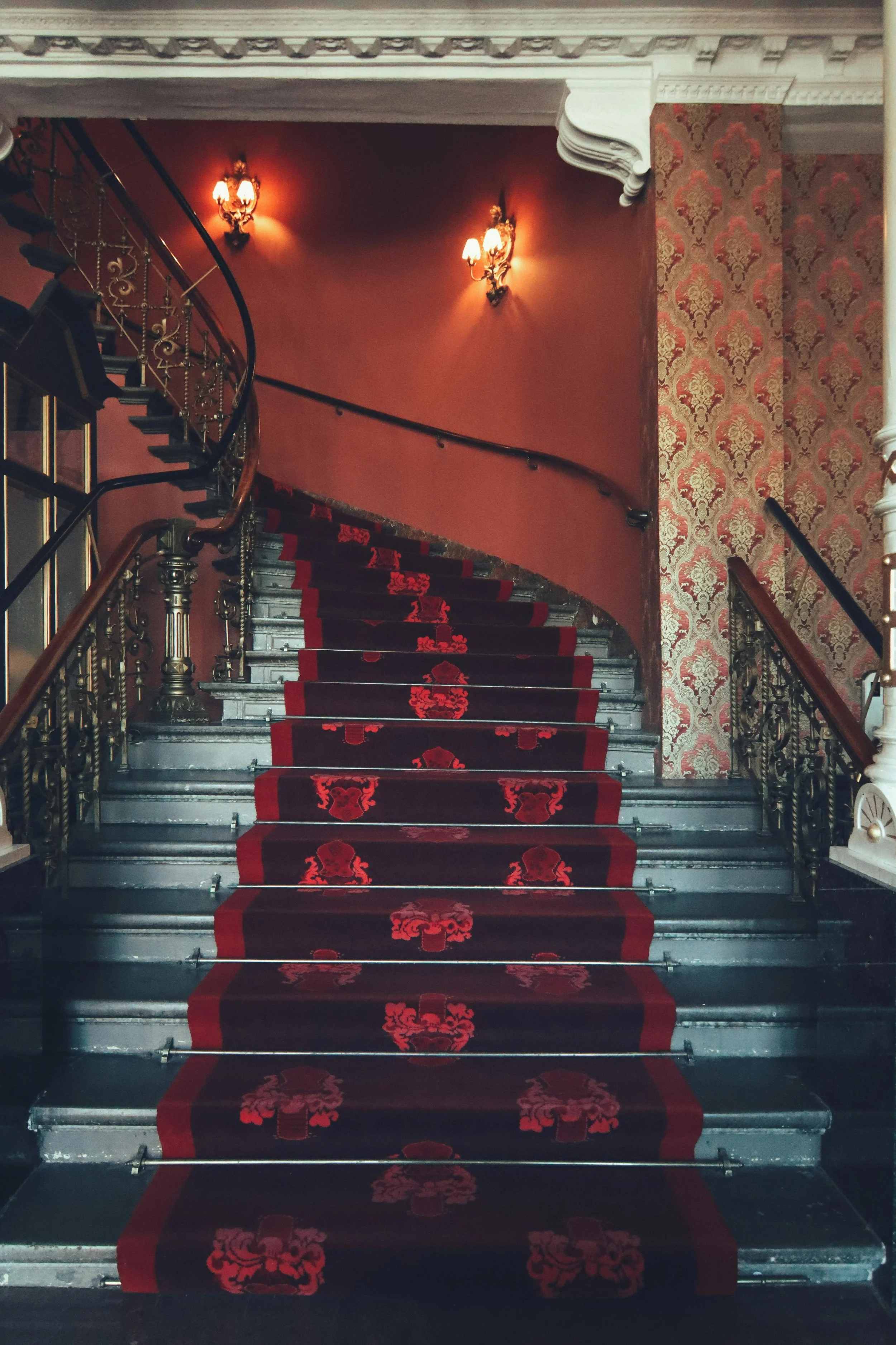 Transformative Psychology: Using Therapy to Build a Better Life