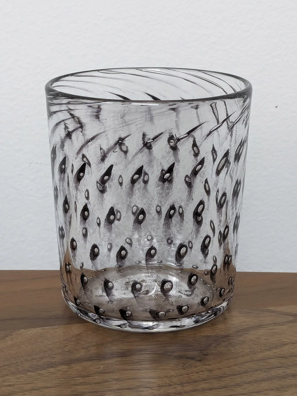 Black dots cup.jpg