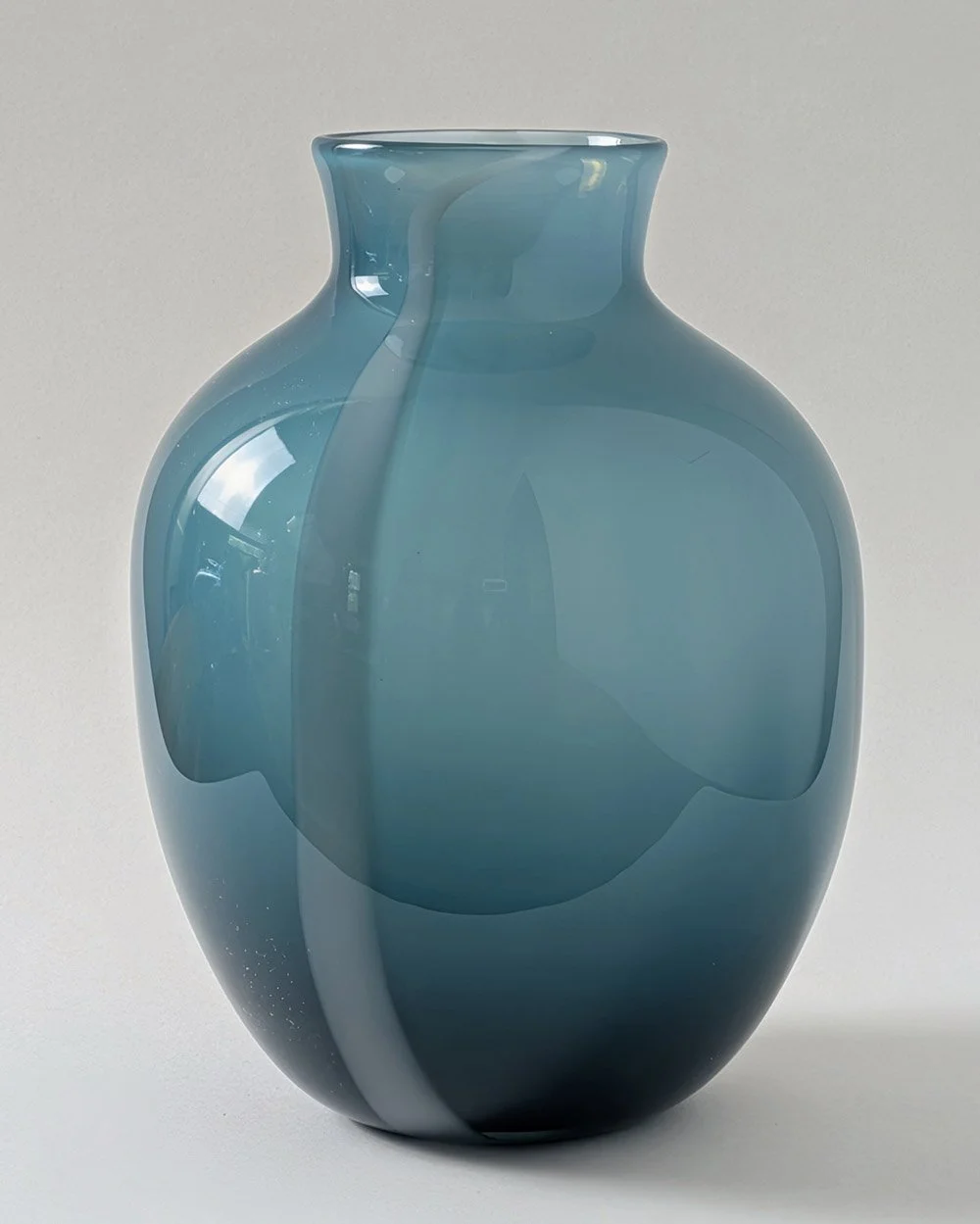 Stripe vase - opaque green_CB-VA-018_C441265.jpeg