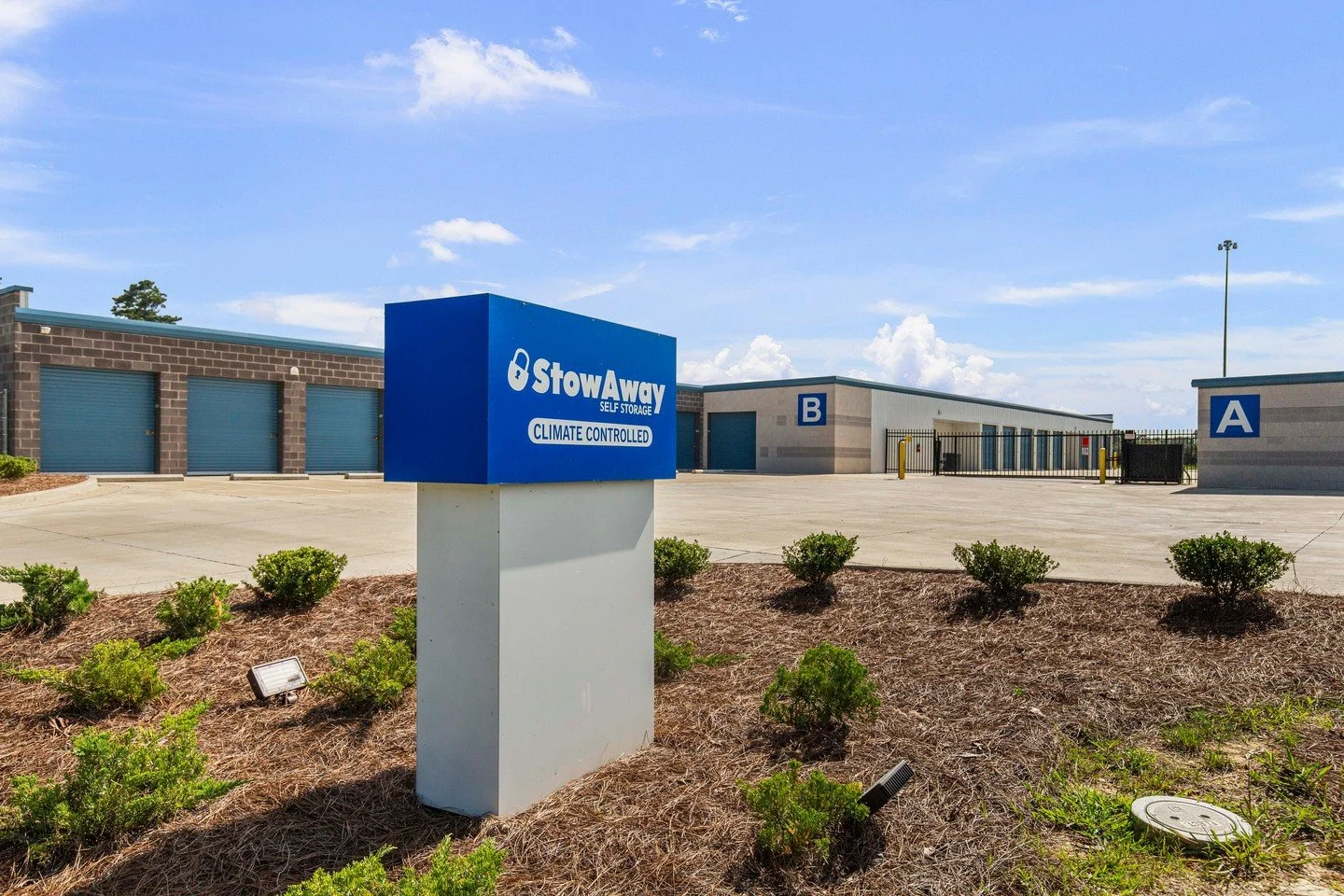 Self-storage isn&rsquo;t just for moving &mdash; it&rsquo;s a smart, flexible solution for many life situations. Whether you&rsquo;re downsizing, renovating, traveling, or simply running out of space, it can be a great option. Check out your storage 