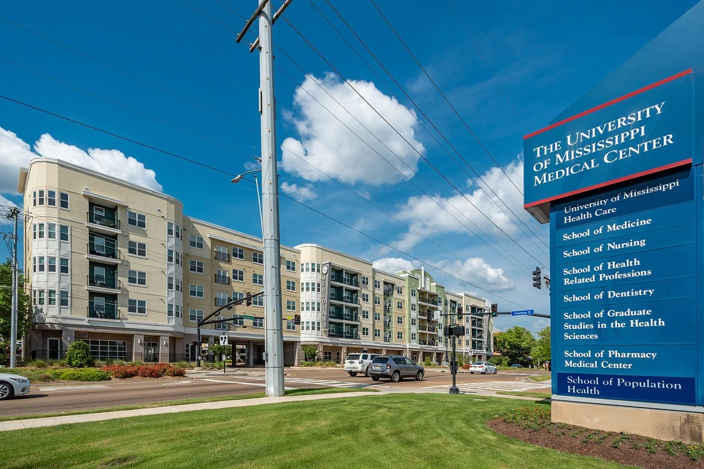 Looking for a home that&rsquo;s both convenient and charming? The Meridian at Fondren is perfectly located near UMMC and the heart of Fondren&mdash;making work, school, dining, and entertainment just minutes away!