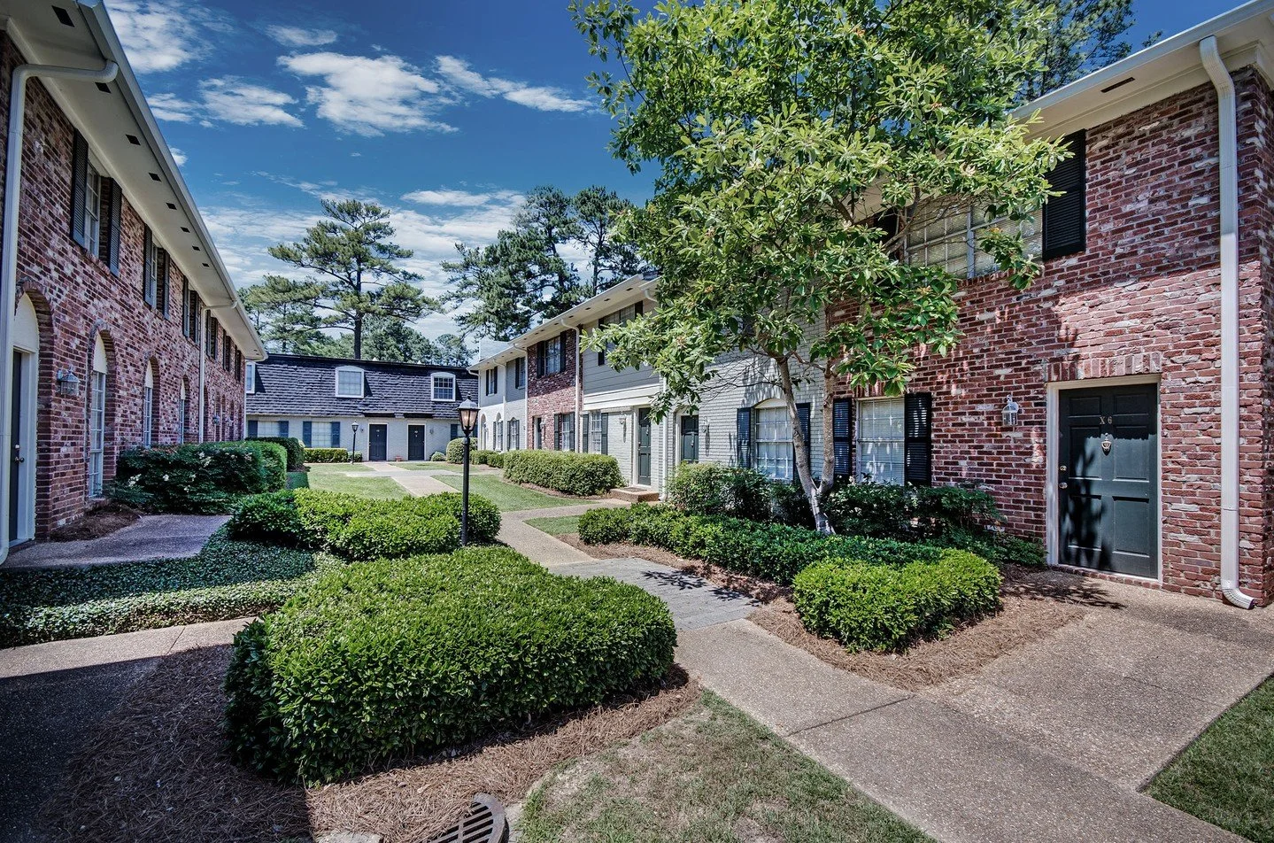 Welcome to your new home with a touch of New Orleans charm! Conveniently located near Fondren and the District at Eastover, Vieux Carre Apartments blends modern comfort with vibrant French Quarter vibes &mdash; think lush courtyards, and a warm, welc