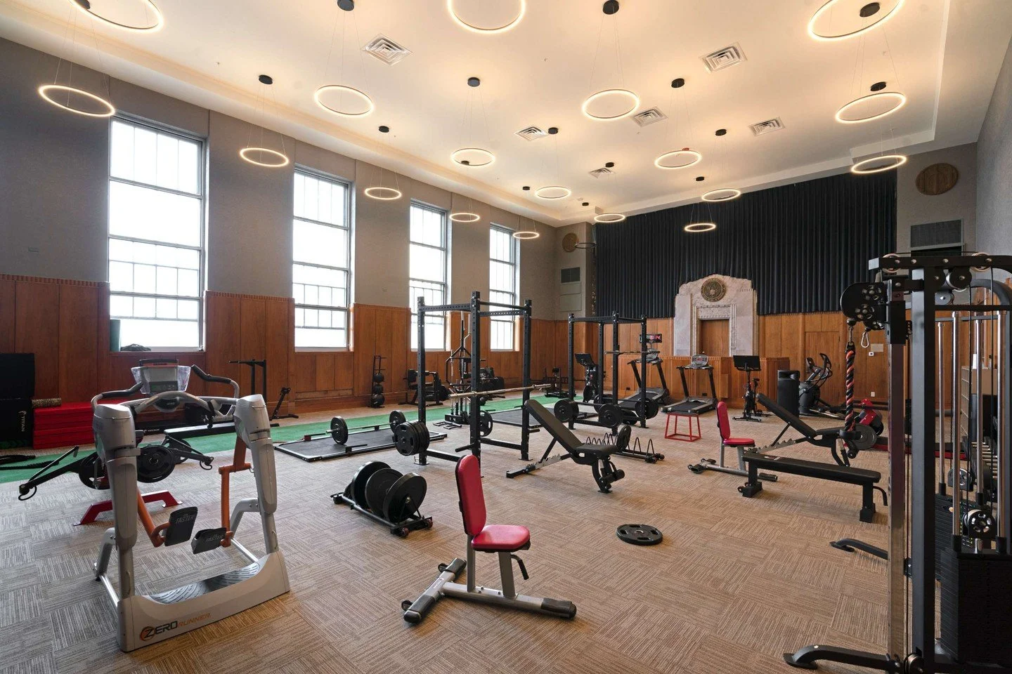 The award-winning fitness center at the Courthouse Lofts makes it easier than ever to stay active, crush goals, and love where you live. Fitness, convenience, and top-tier amenities&mdash;all under one roof.