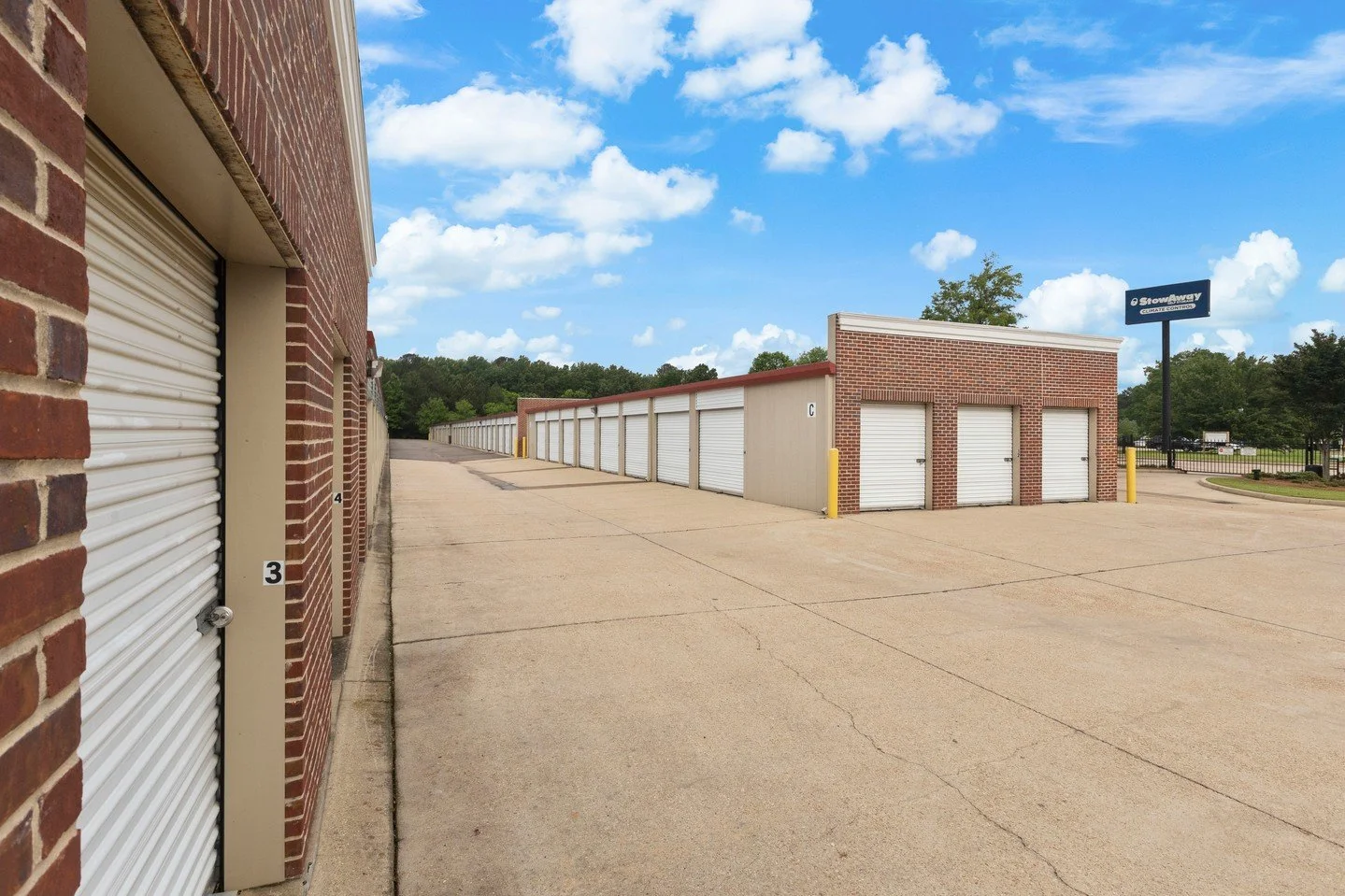 Summer adventures start with a clean garage! Store your holiday decorations, winter gear, and other seasonal items with StowAway Self Storage so you can enjoy more room for what matters most.