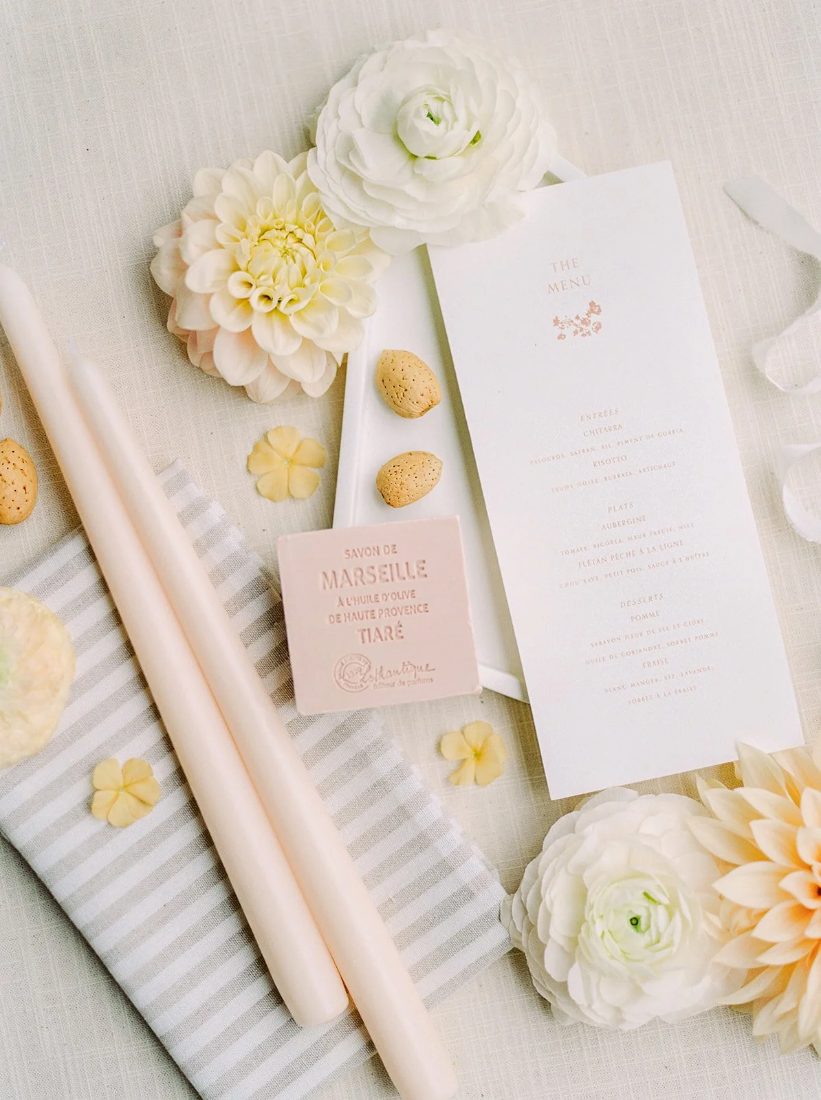 junophoto-manoir hovey-refined and colorful-fall wedding-010.jpg