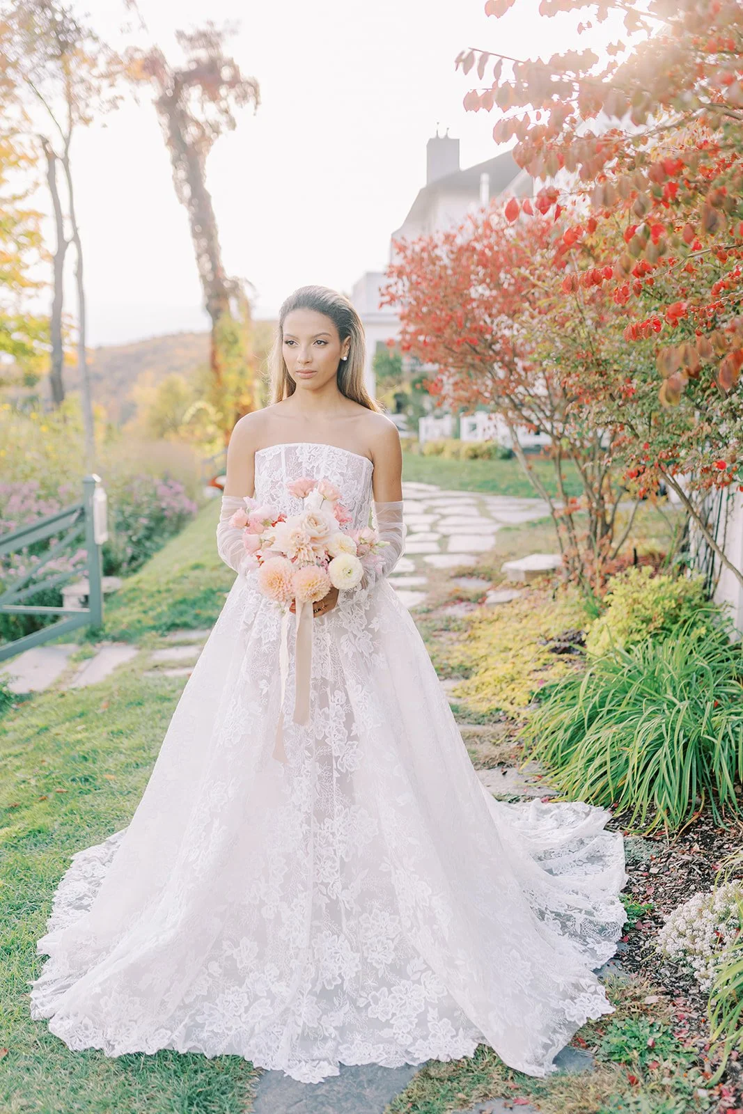 junophoto-manoir hovey-refined and colorful-fall wedding-105.jpg