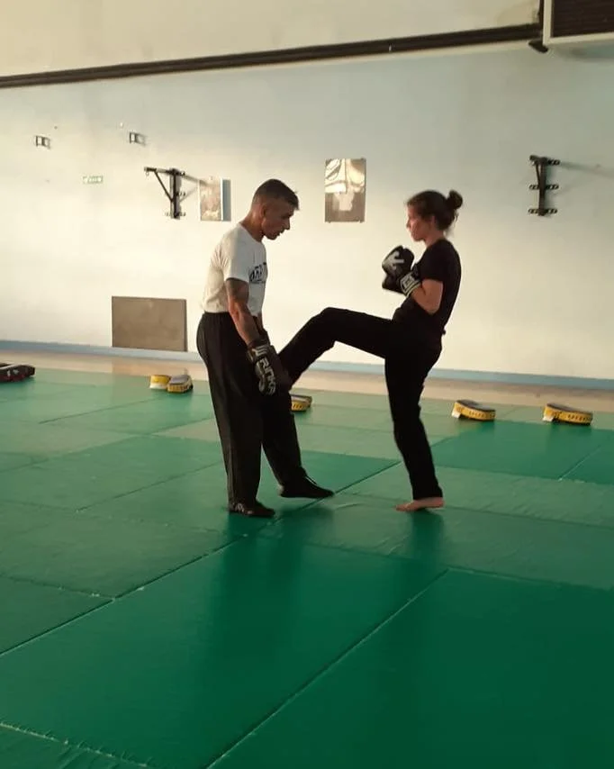 Sourire et travail le 18/6 &agrave; Nerac !
#selfdefense #kravmaga