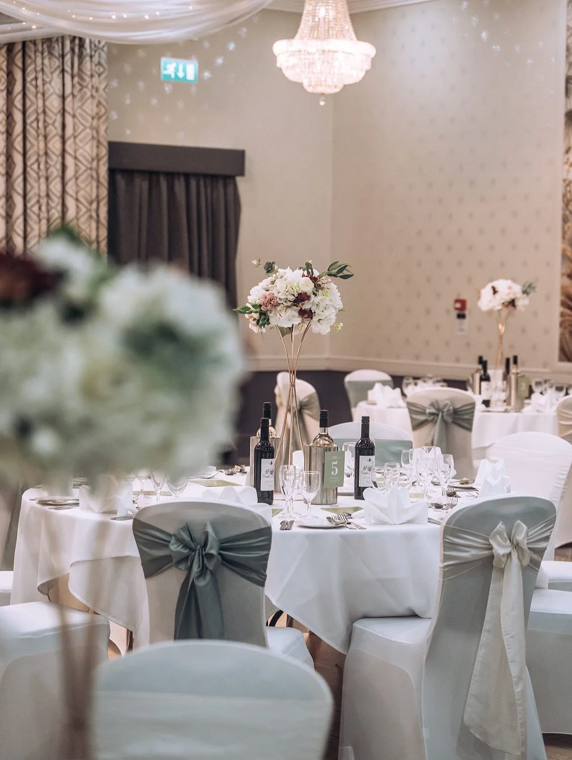 Hannah &amp; Henry&rsquo;s professional photos are in and wow 😍 

We provided white chair covers with our ice ivory and sage green taffeta sashes, rose gold trumpet stand centre pieces with floral tops and our starlight table skirt for the wedding b