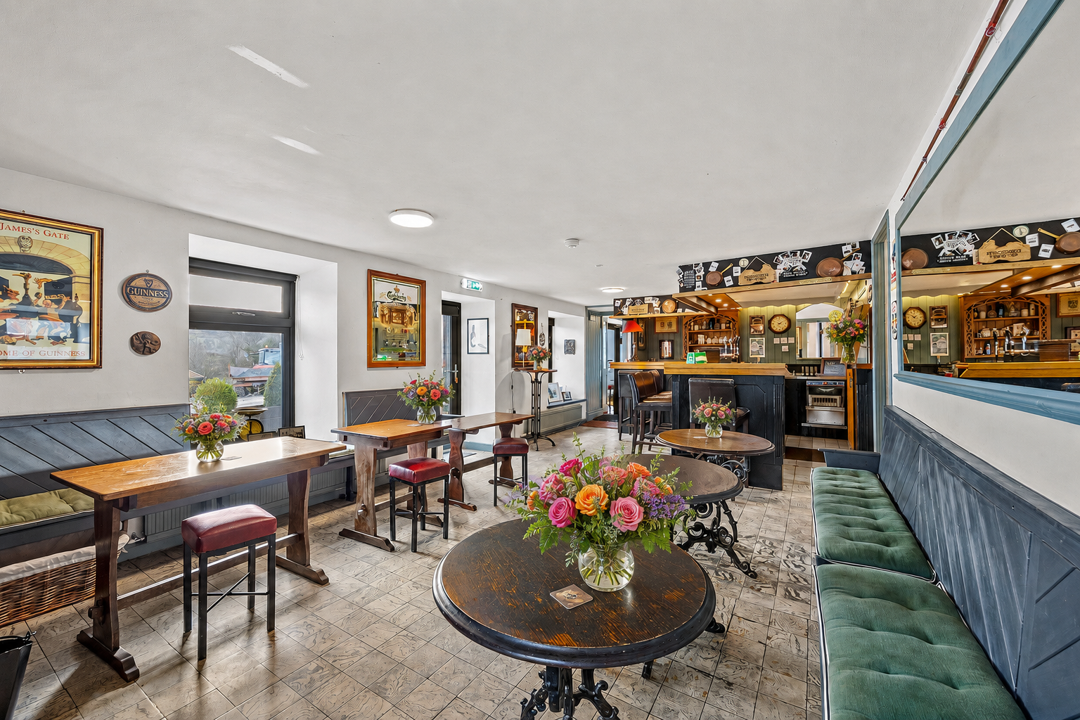 Adding a Little Extra Beauty to Your Stay: Working with Kenmare Flowers