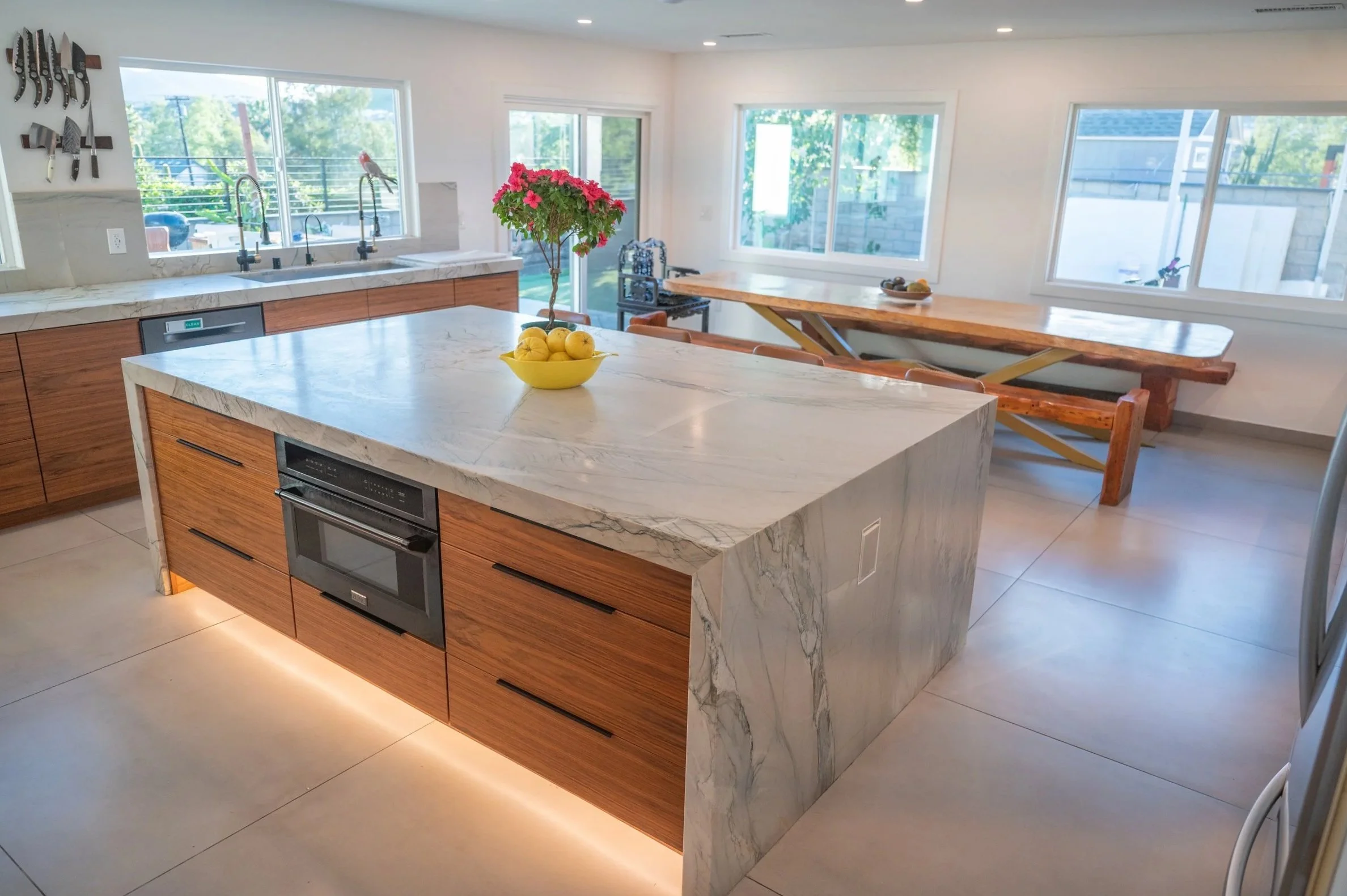 Seamless_Builders_Santee_Kitchen__Remodel_001_Still-03.jpg