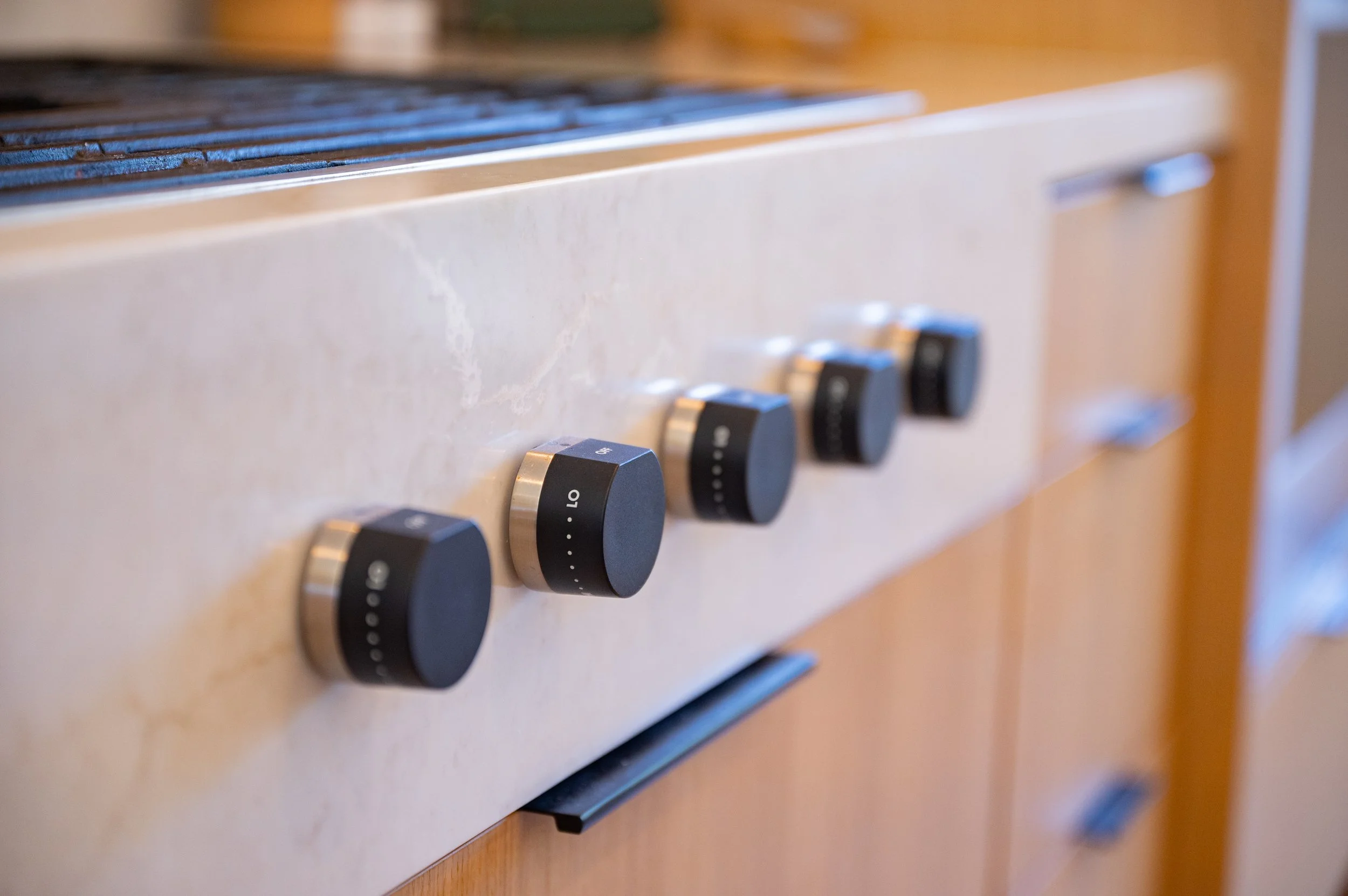 Seamless_Builders_Encinitas_Remodel_002_Still-15.jpg