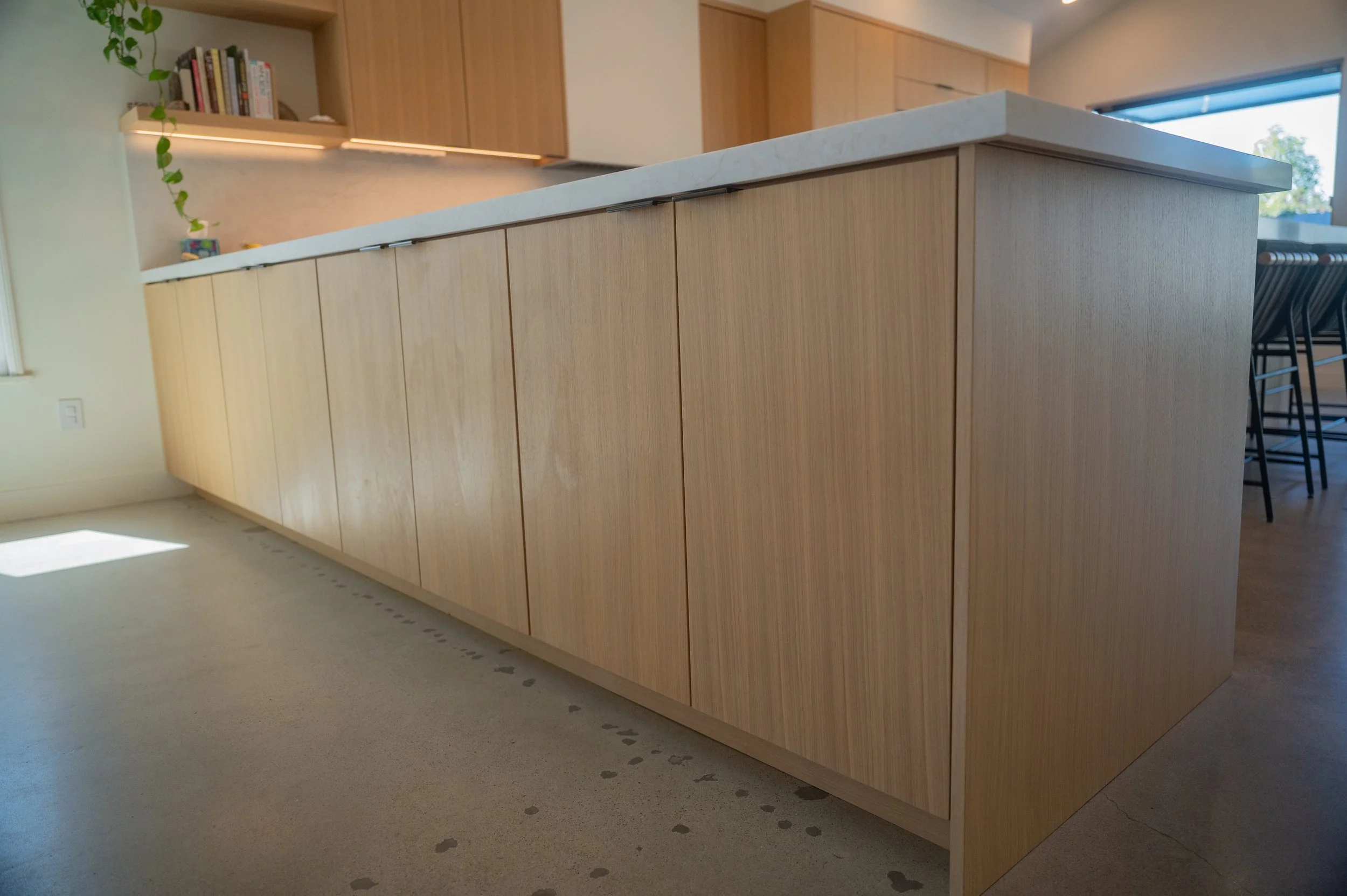 Seamless_Builders_Encinitas_Remodel_002_Still-03.jpg