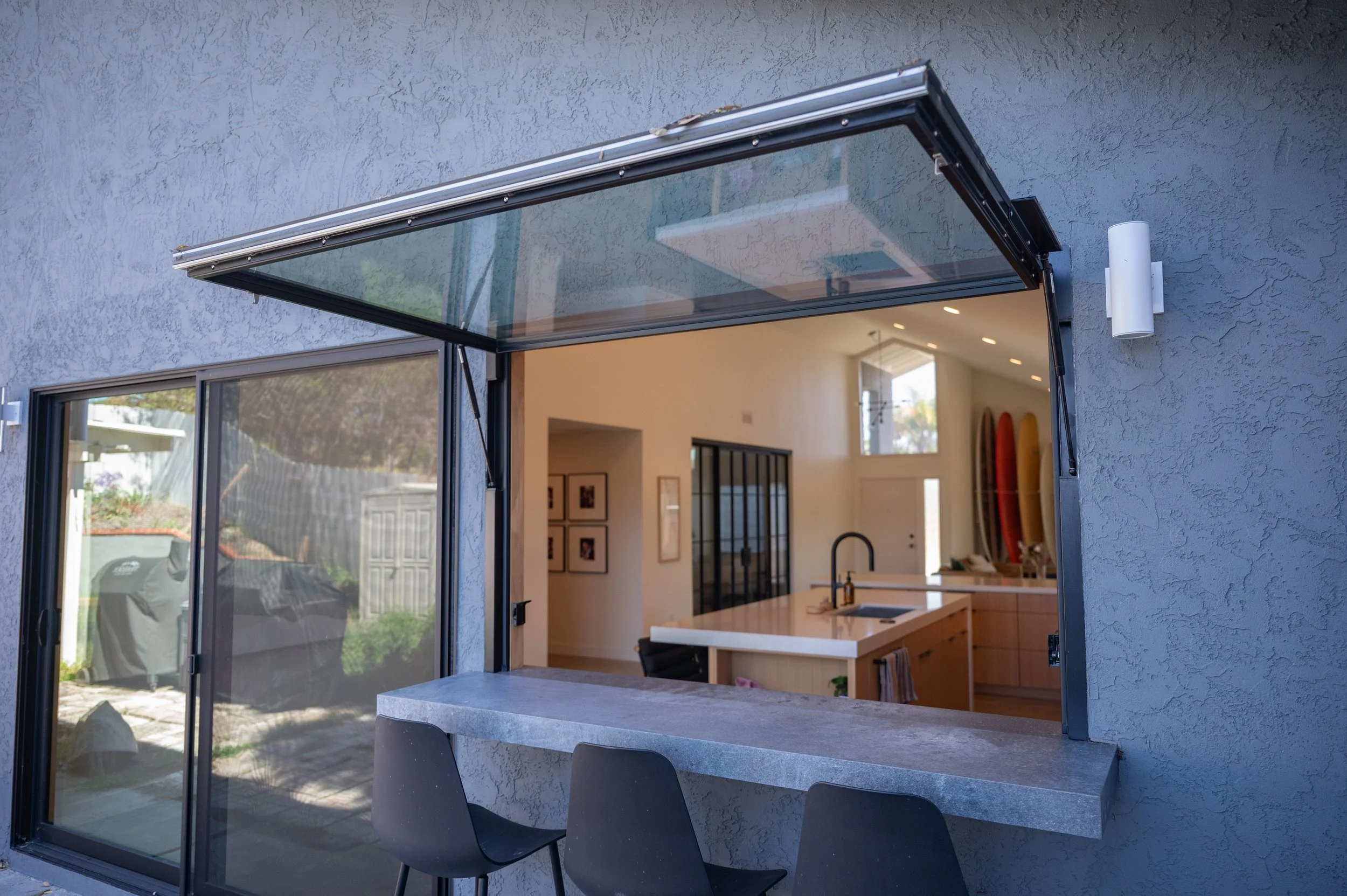 Seamless_Builders_Encinitas_Remodel_002_Still-12.jpg