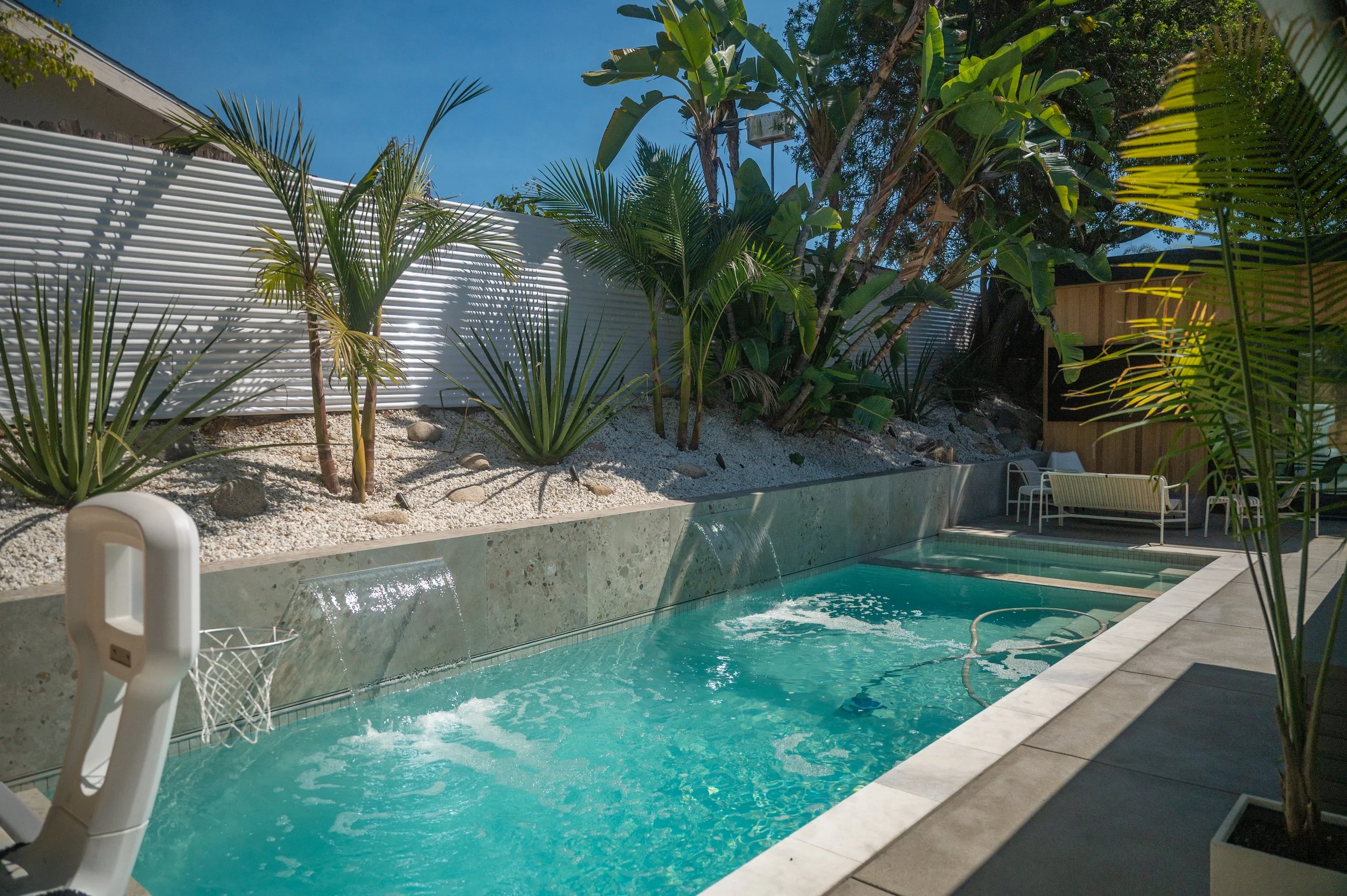 Seamless_Builders_Encinitas_Remodel_001_Still-15.jpg