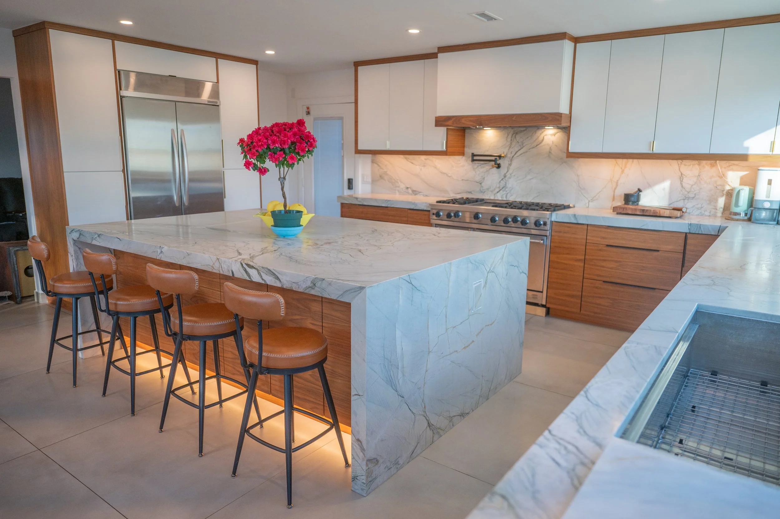 Seamless_Builders_Santee_Kitchen__Remodel_001_Still-12.jpg