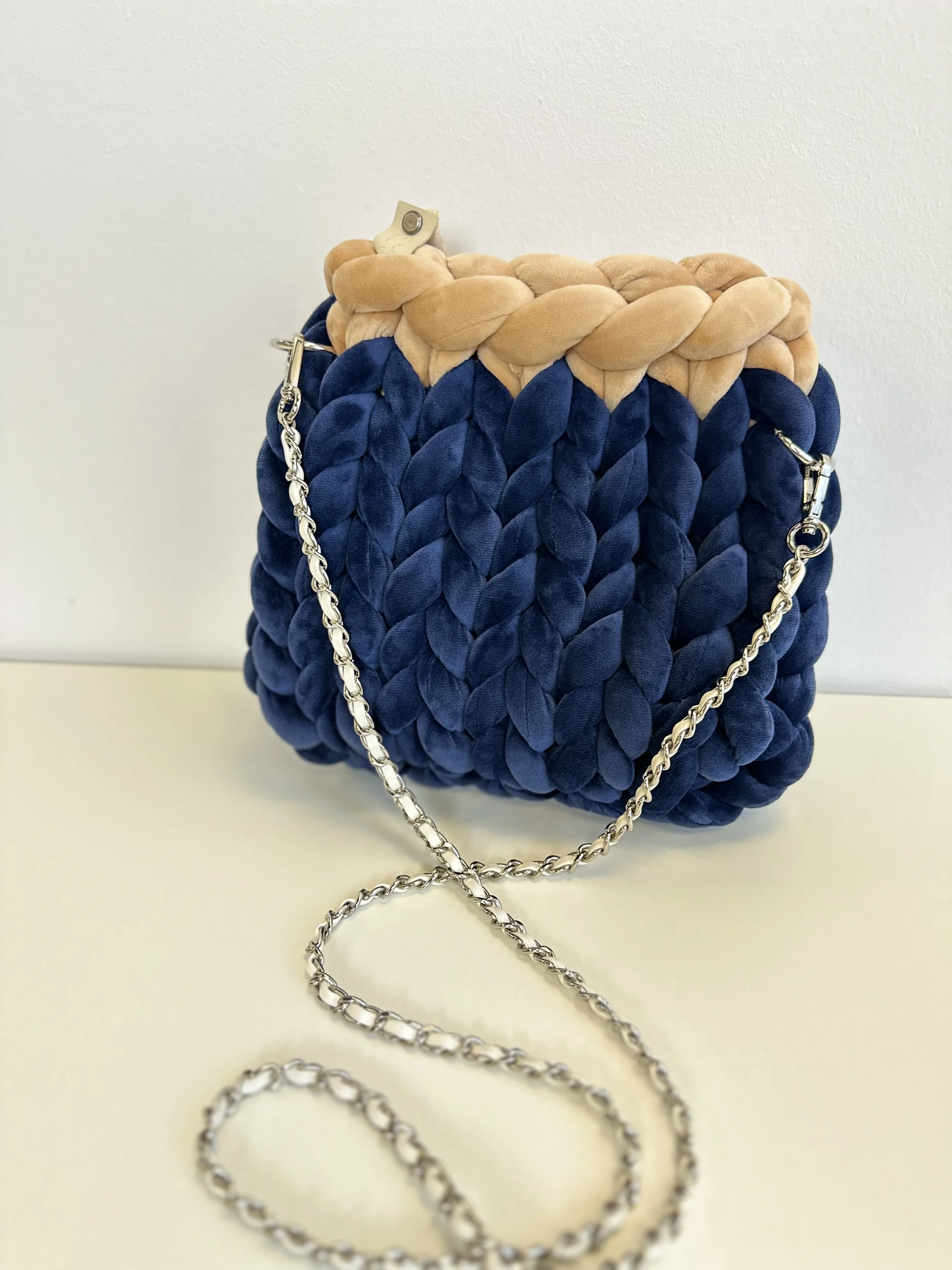 Wiesnchic Blau Beige.jpeg