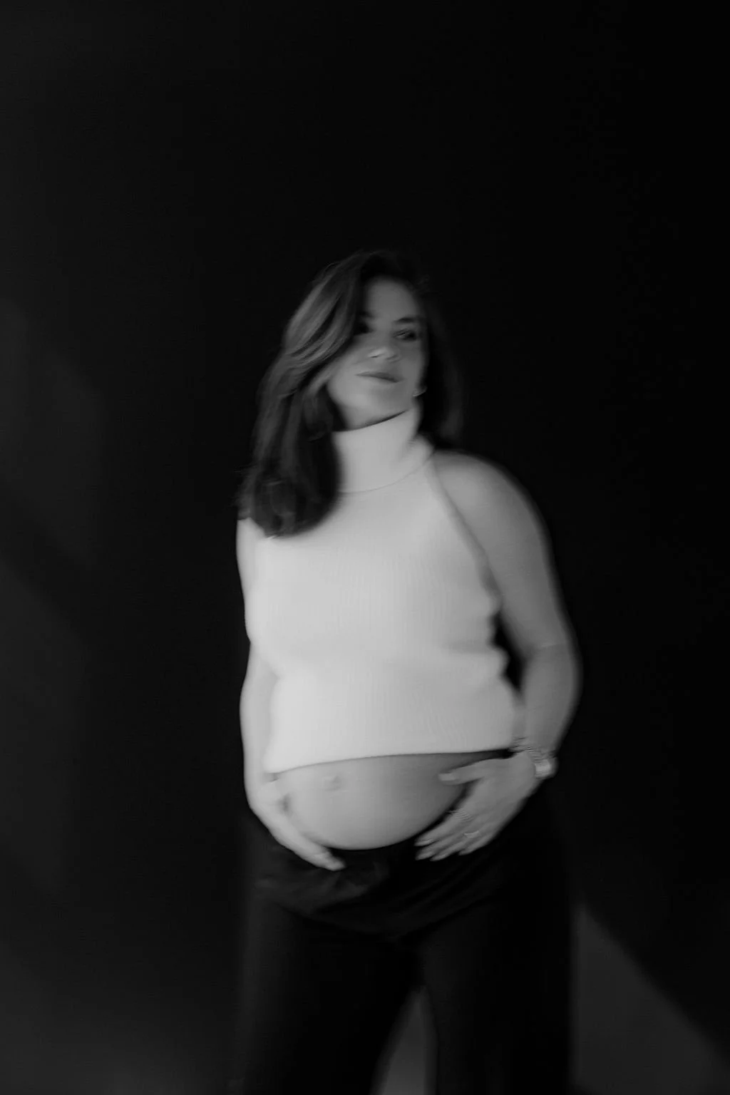 Maternity-Shooting-Bearbeitet-1I6A0169_sw.jpg