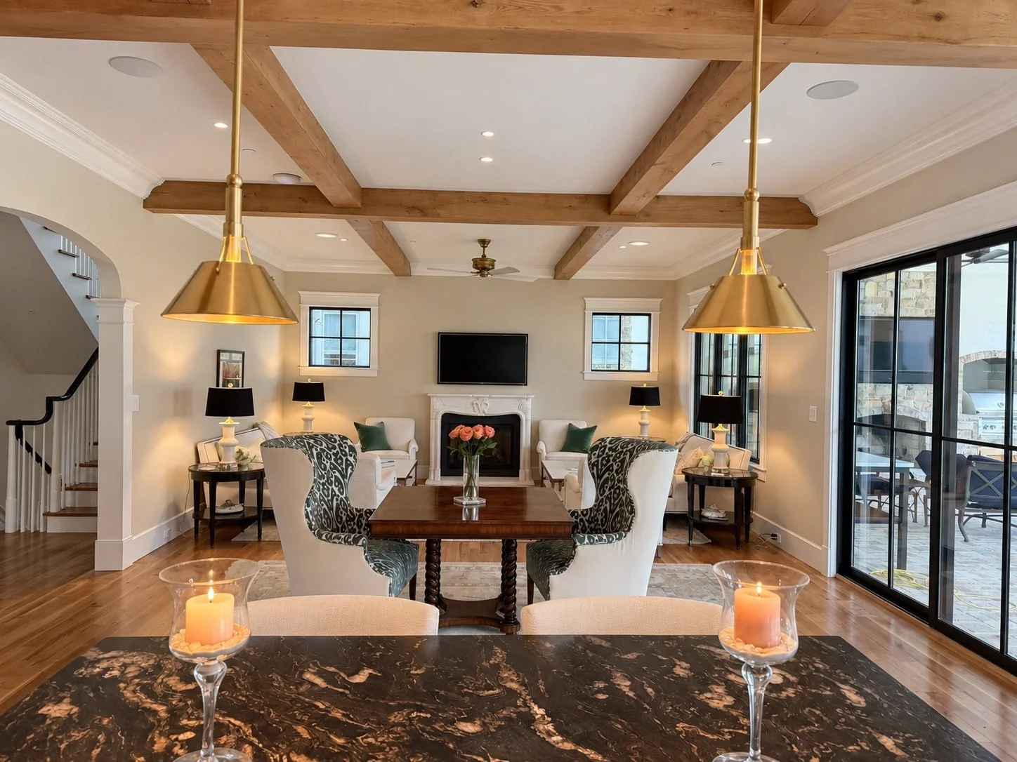 Edited Kitchen into LR with eat in table.jpg