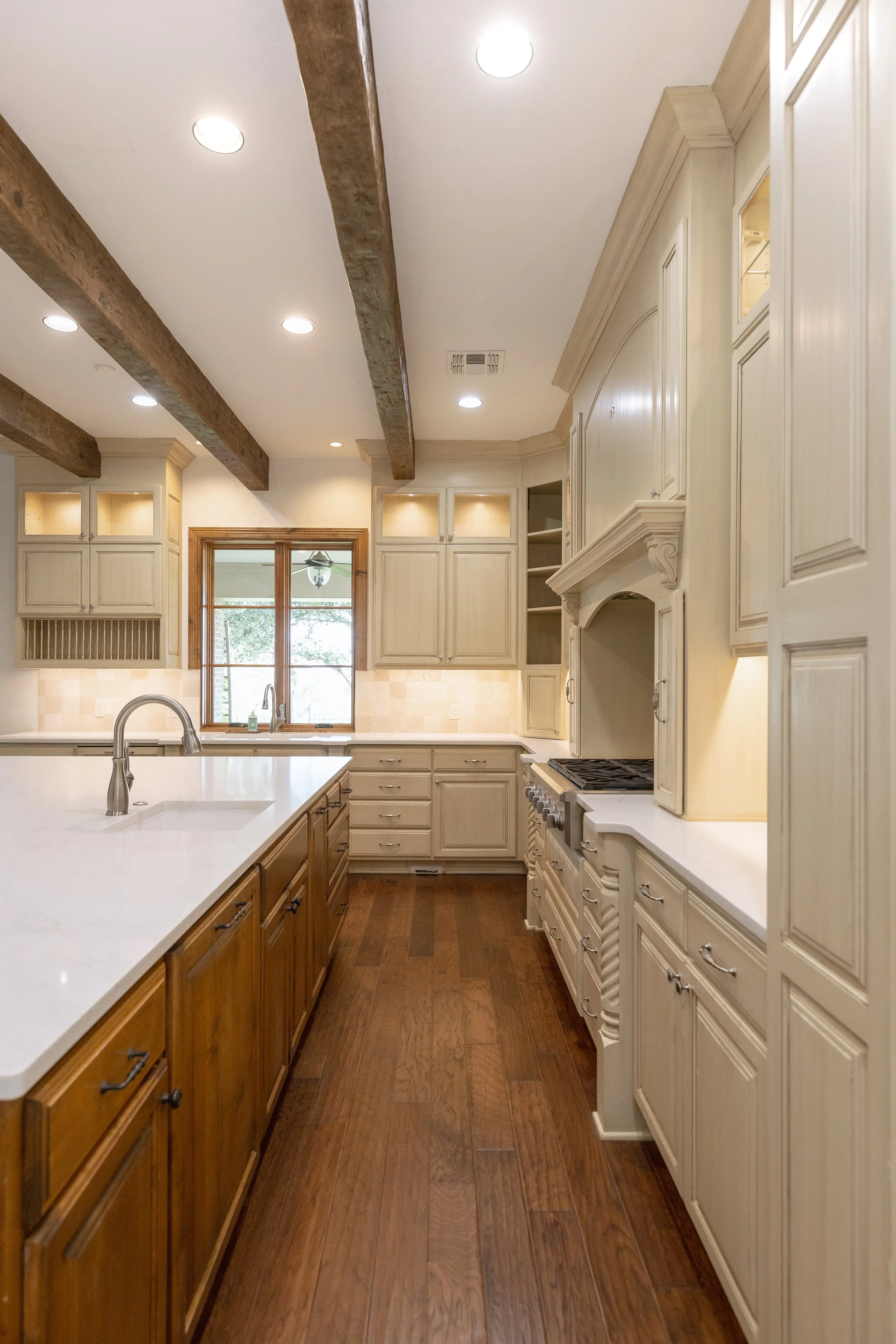 016-260624-WOODFALL-PERENNIAL-HOMES-jackandjunephoto.com.jpg