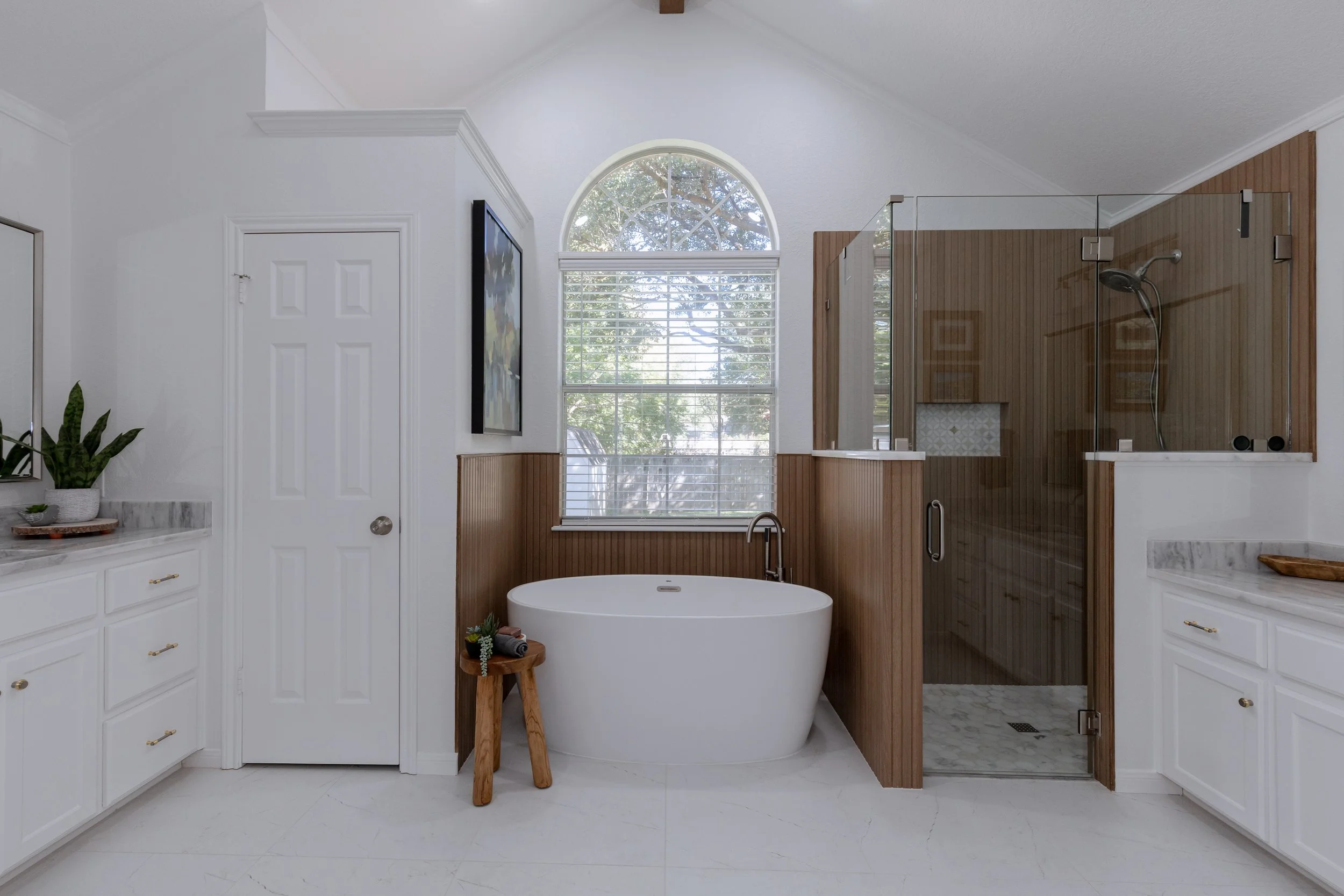 025-251112-MOUNTAIN-MEADOW-HOUSE-jackandjunephoto.com.jpg