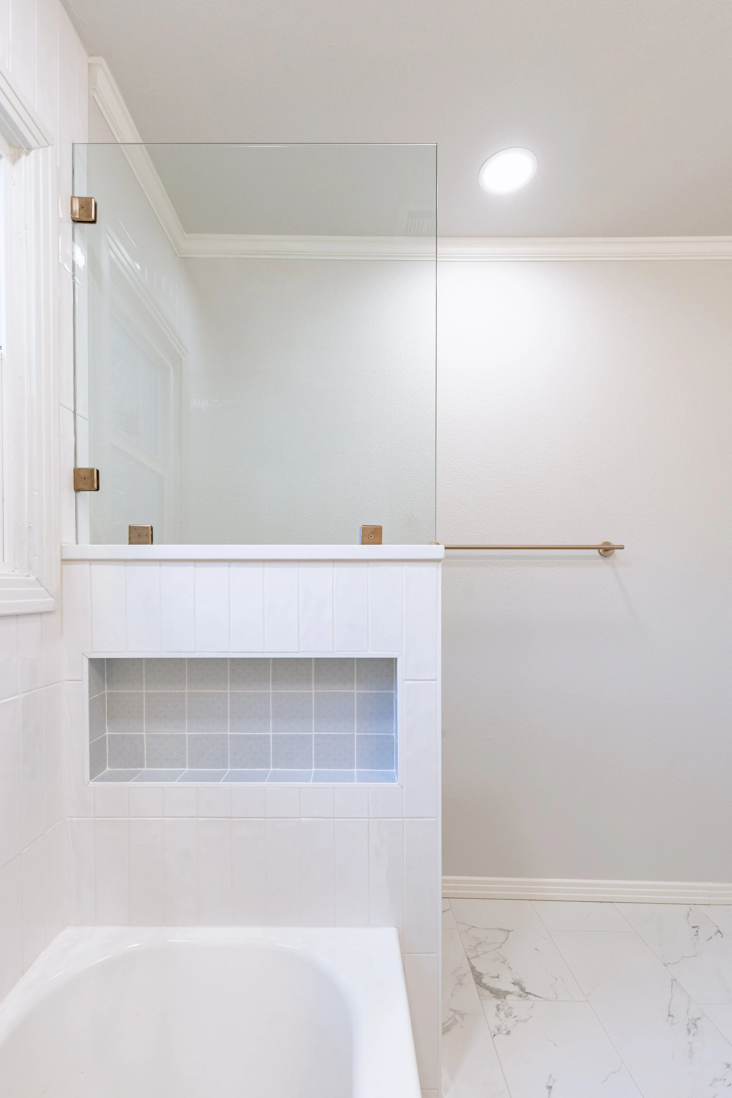 010-250902-PH-HUBBY-REMODEL-hollyvonne.com.jpg