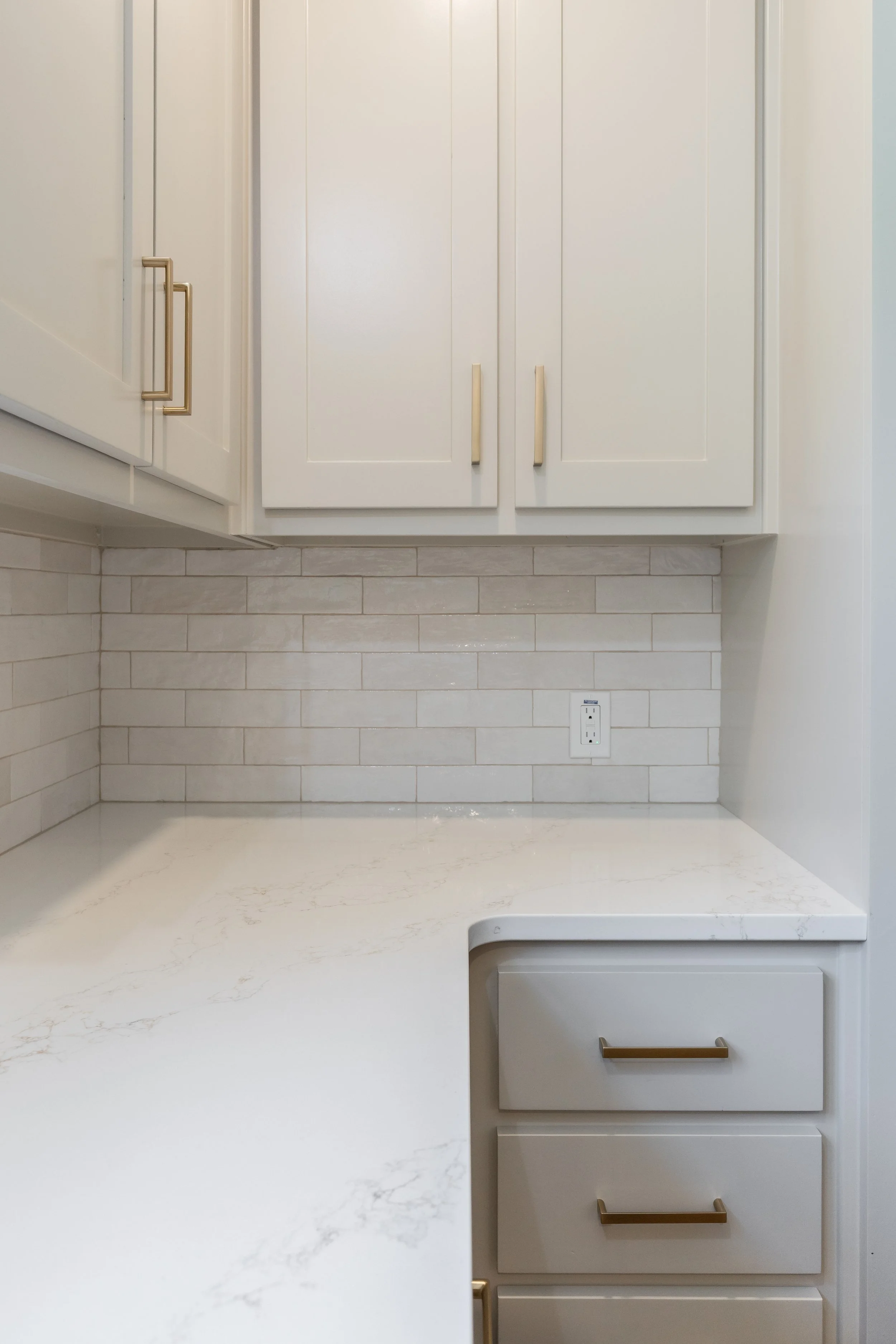 019-250902-PH-HUBBY-REMODEL-hollyvonne.com.jpg