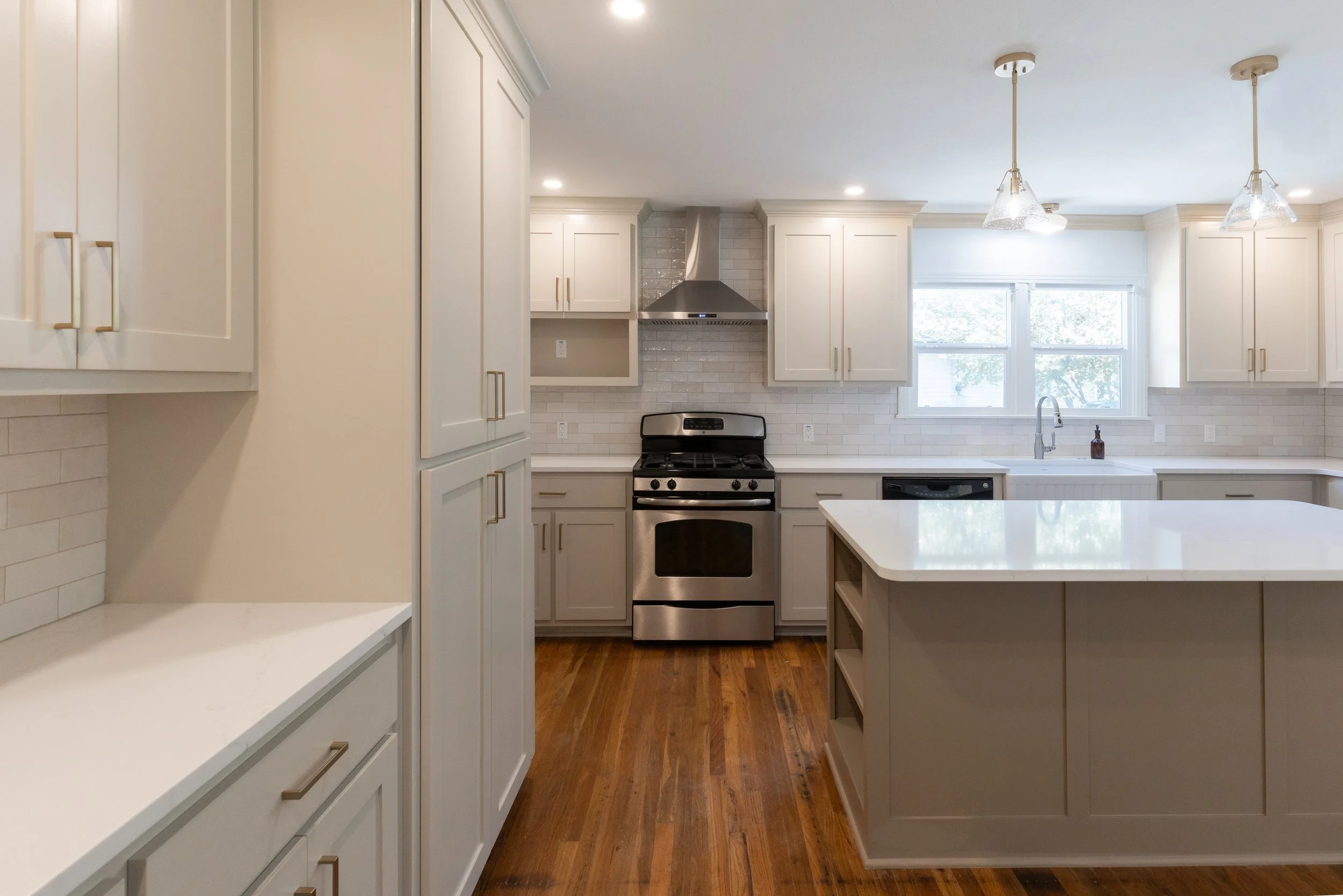 033-250903-PH-HUBBY-REMODEL-hollyvonne.com.jpg