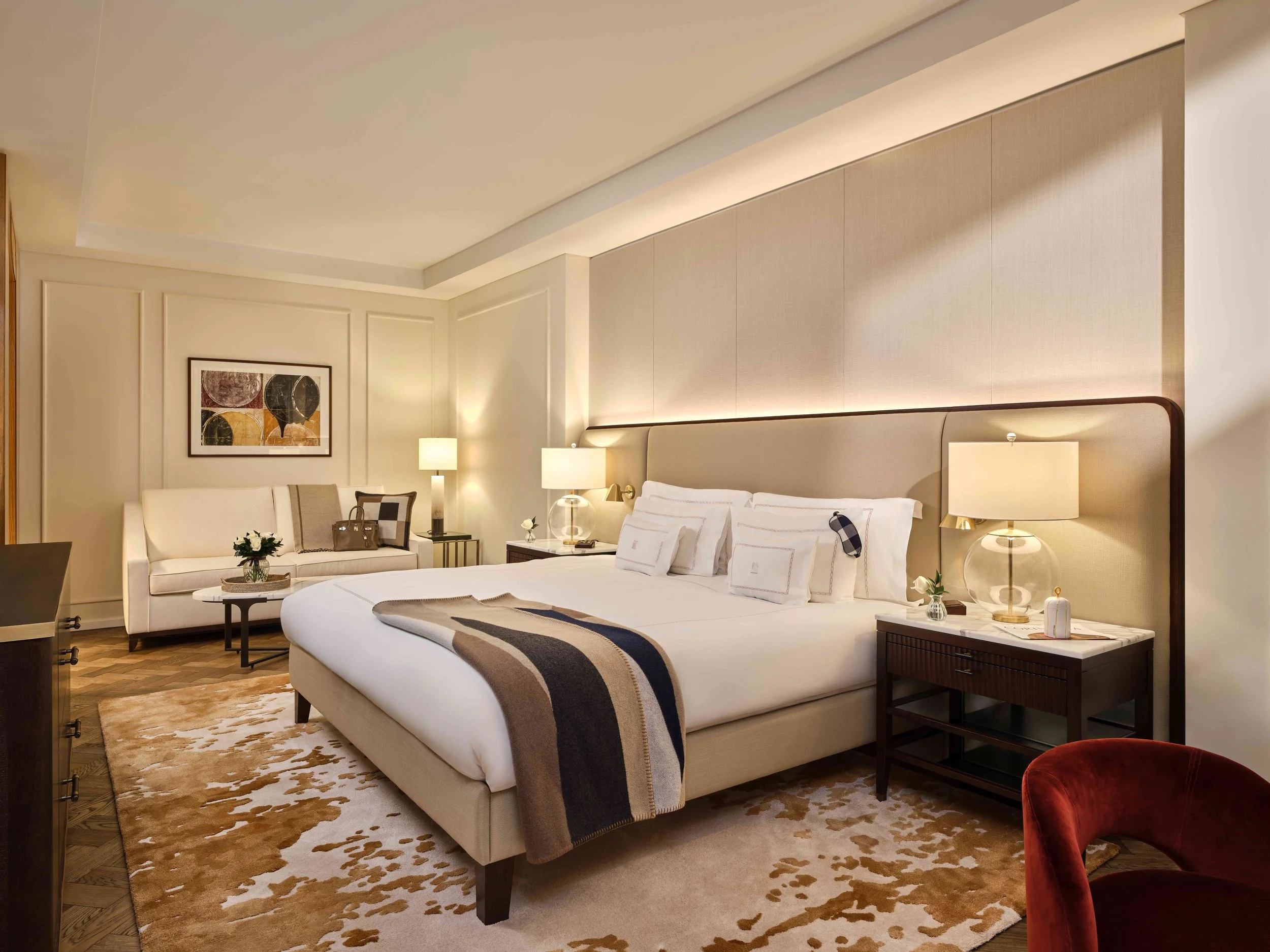 Corinthia-London-Whitehall-Suite-no-art-bedroom.jpg