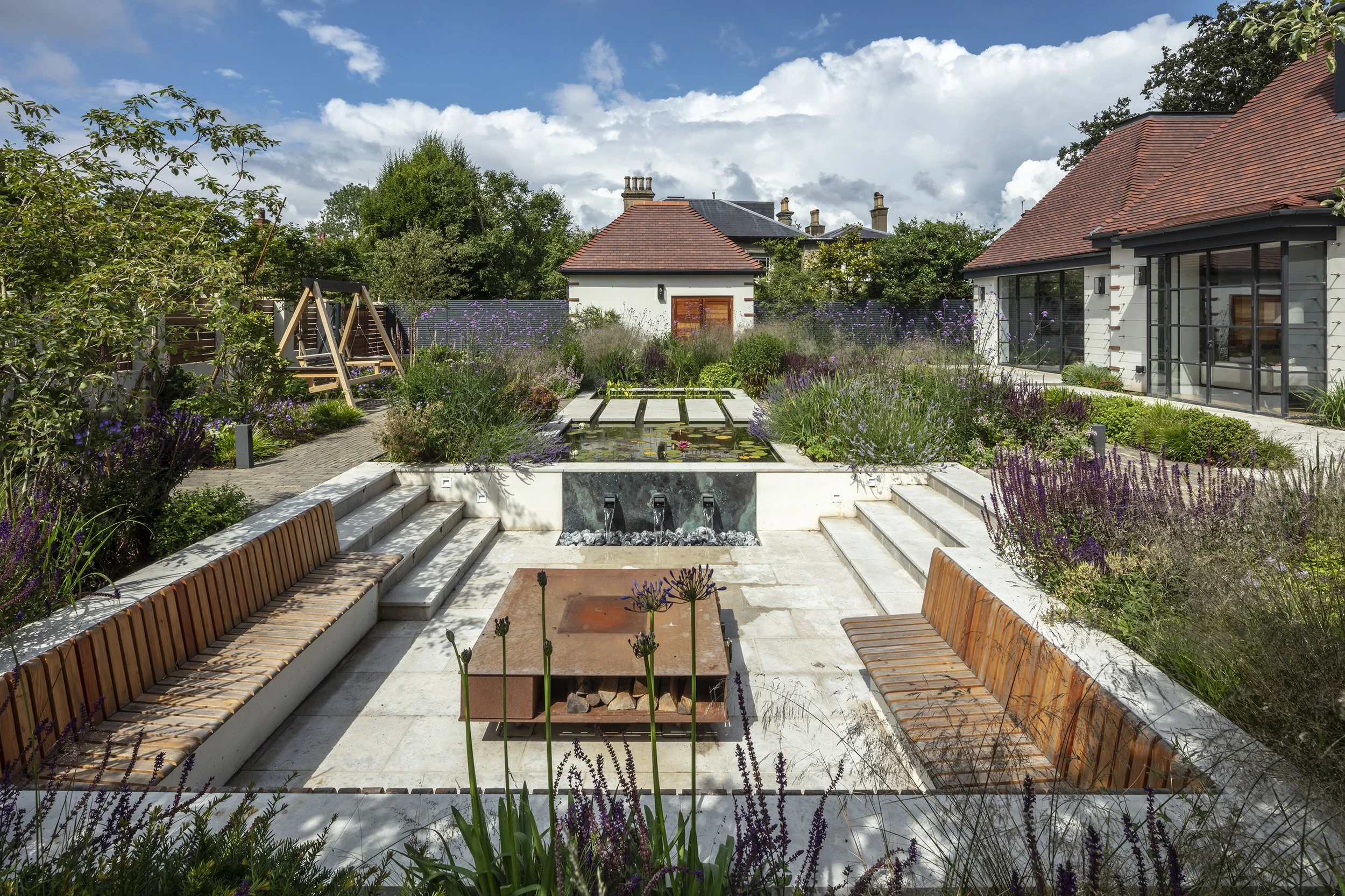 Streatham_Hill_London_84_Pond_Firepit.jpg