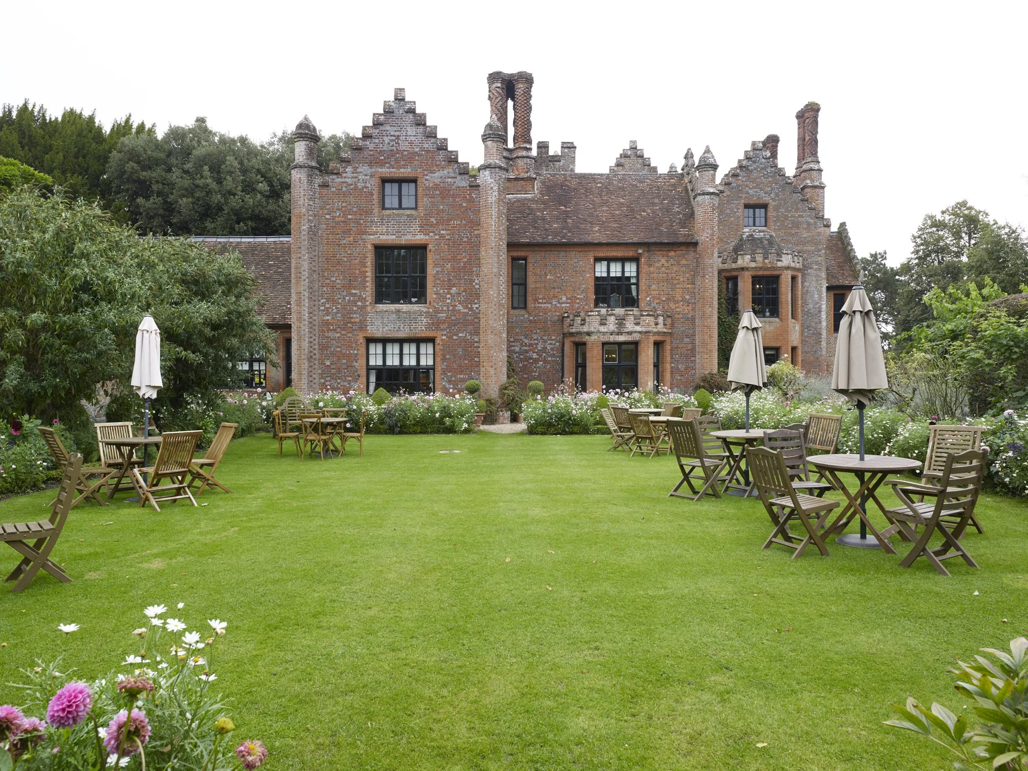 TudorPalace15.jpg