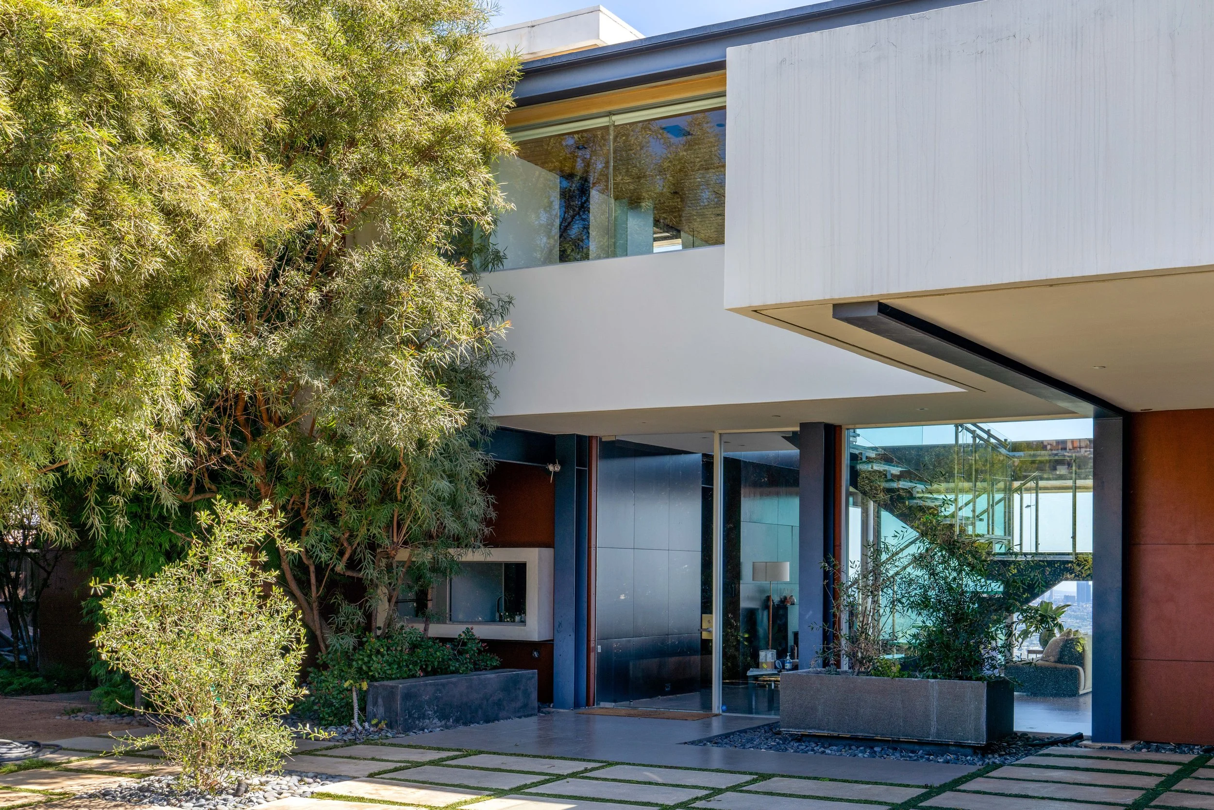 Edgecliff37.jpg