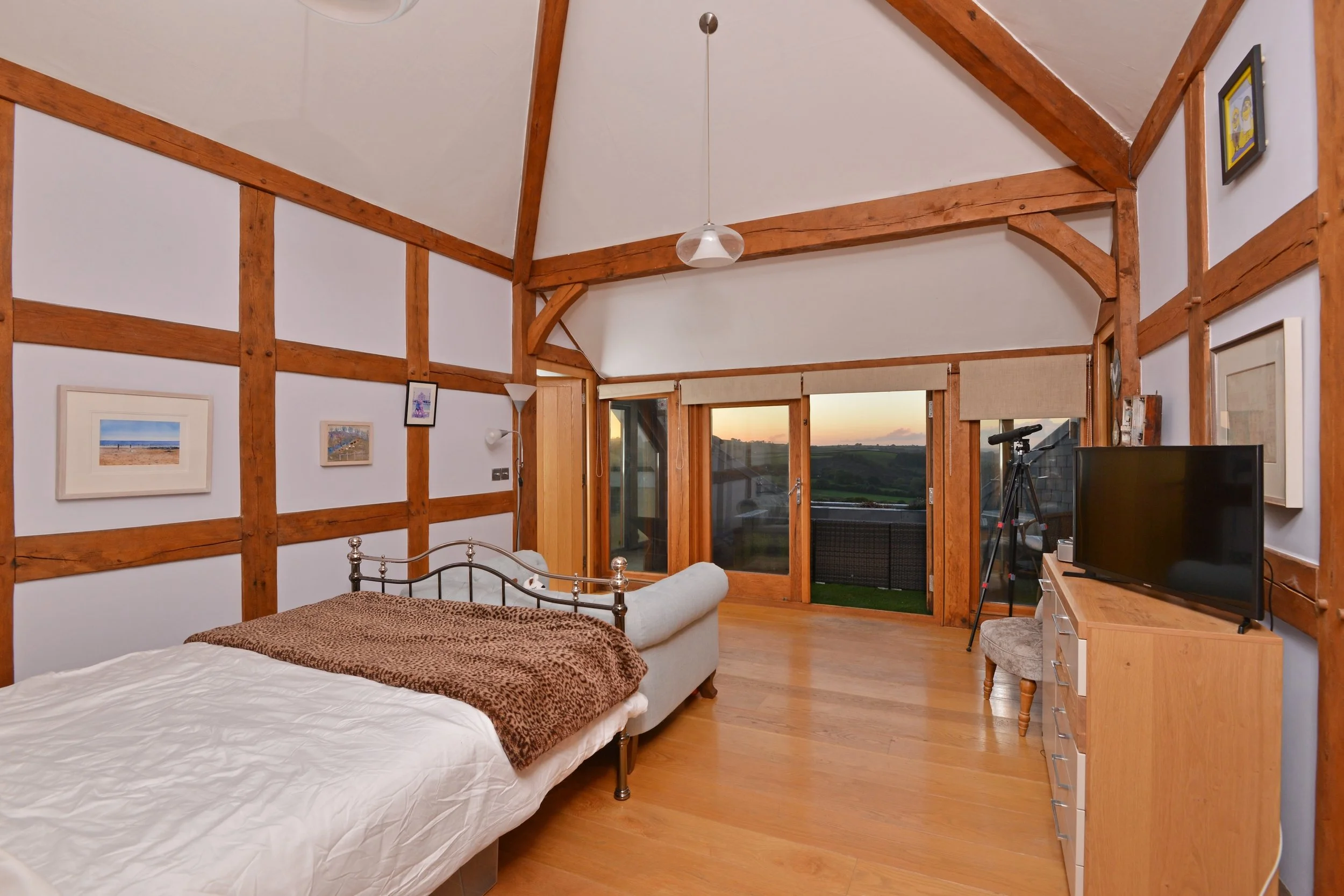 Woodland_Manor_14.JPG