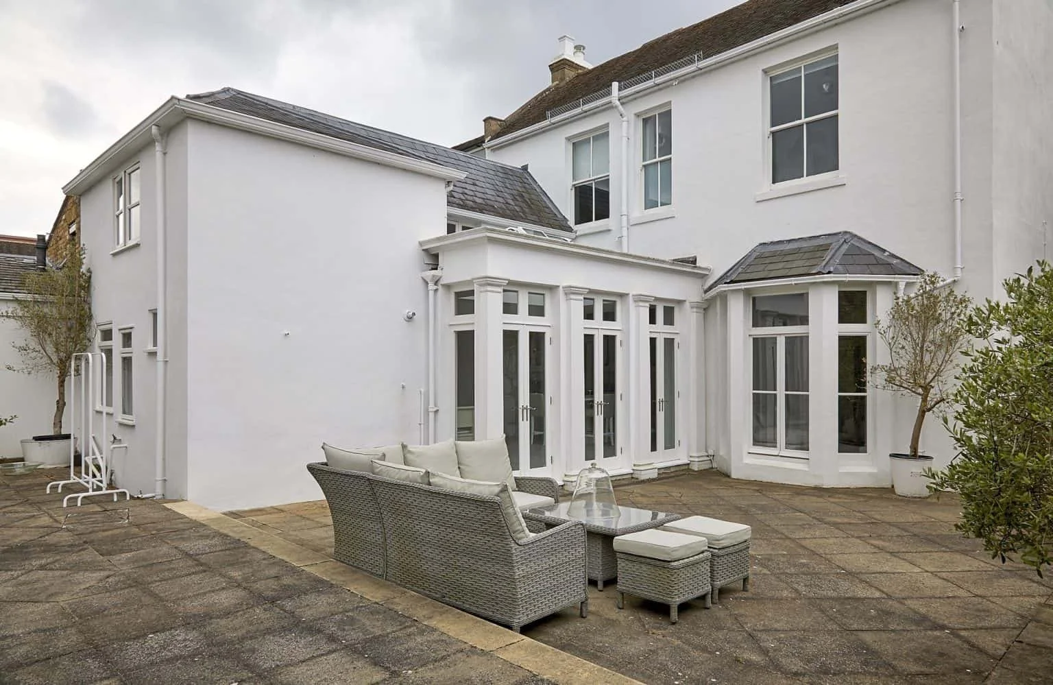 Shepperton House26.jpeg