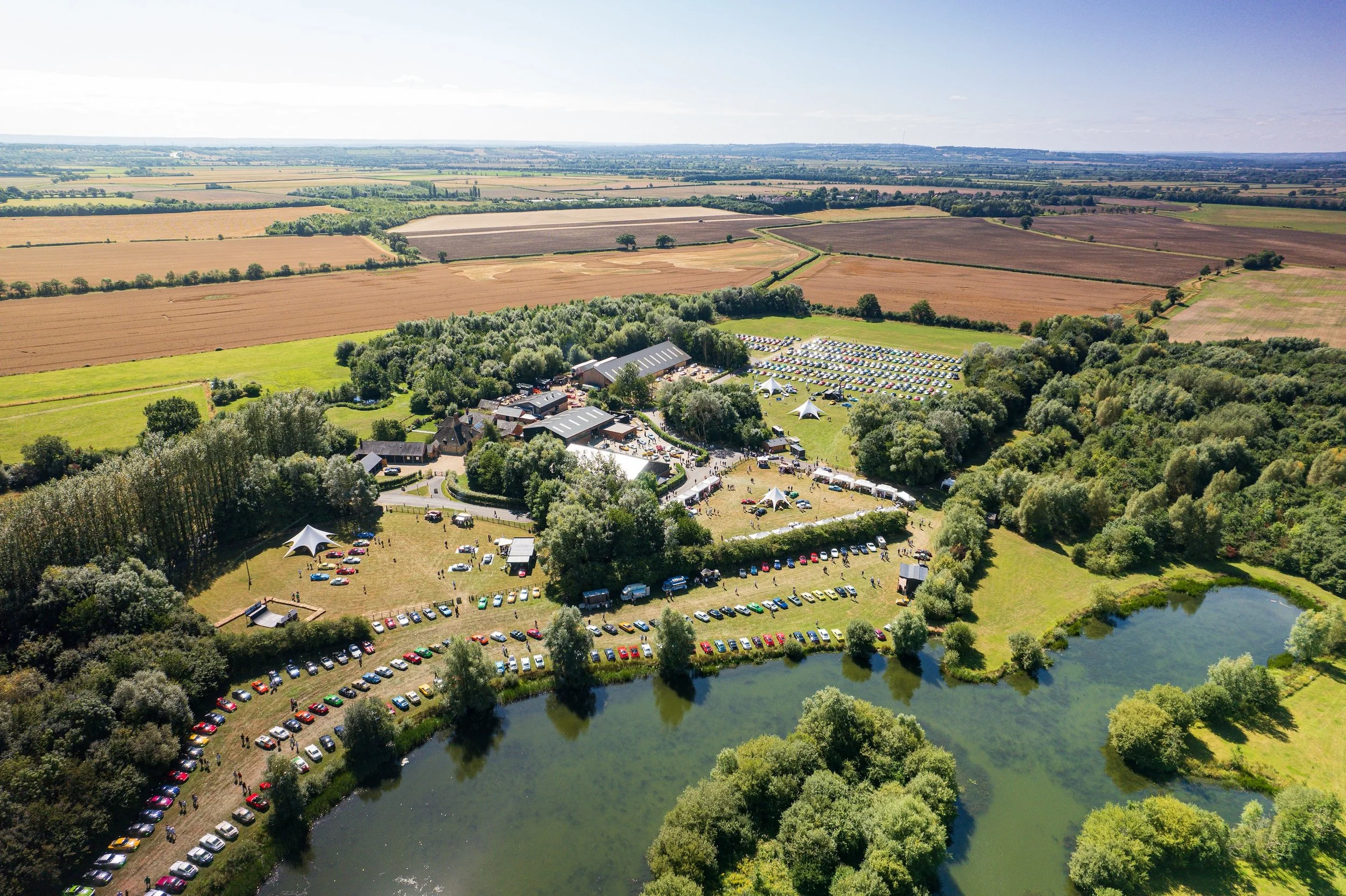 Outdoor_Event_Space_03.jpg